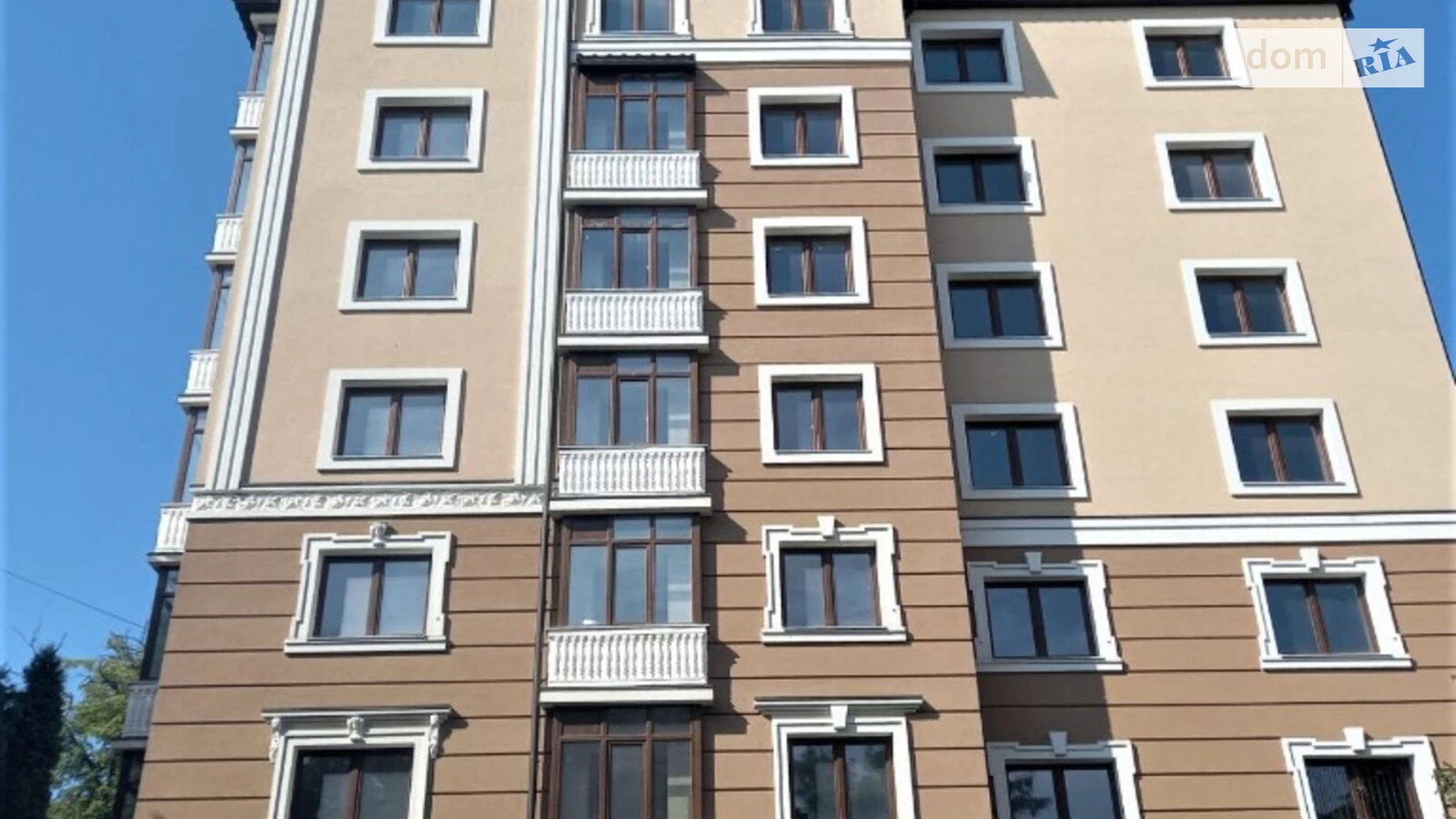 Продается 3-комнатная квартира 81 кв. м в Ивано-Франковске, ул. Тараса Шевченко