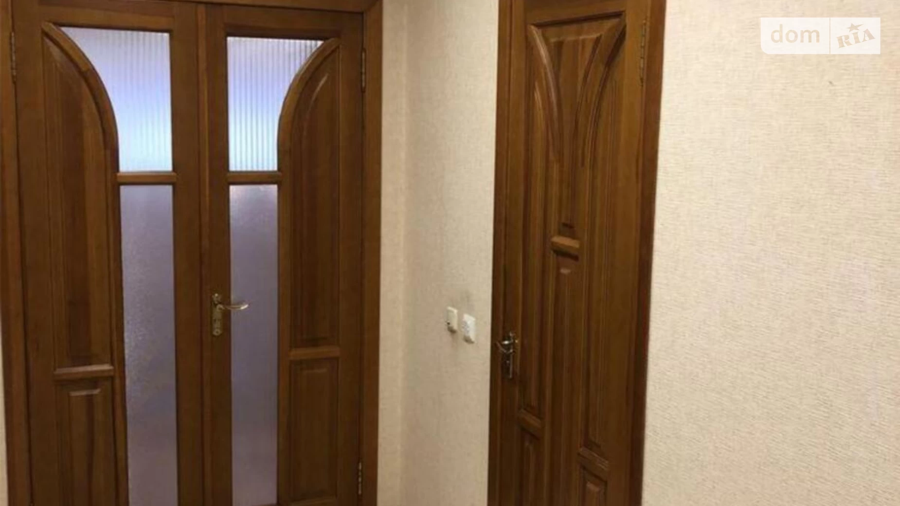 Продается 2-комнатная квартира 84 кв. м в Одессе, ул. Академика Вильямса, 59В корпус 1