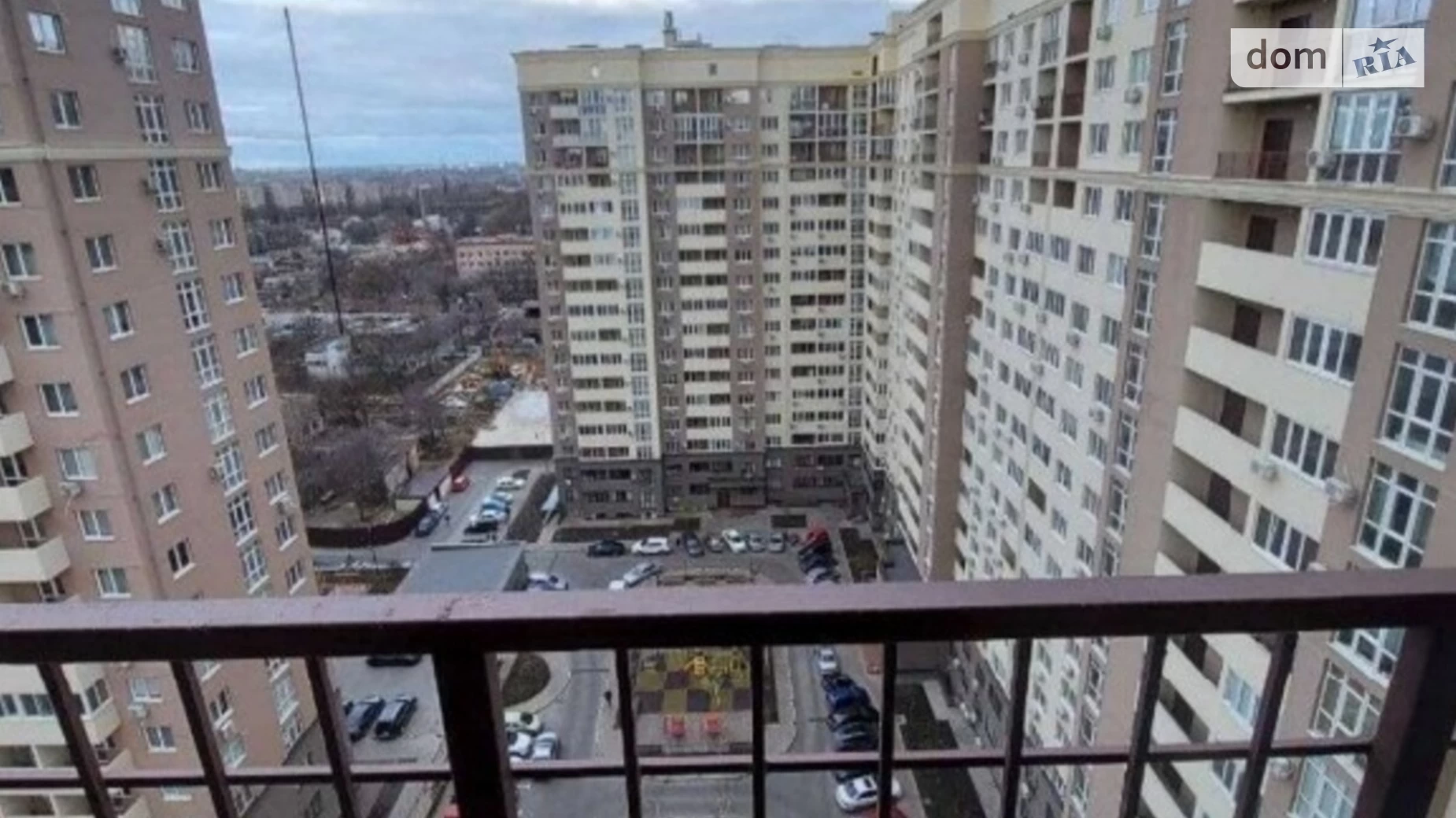 Продается 2-комнатная квартира 62 кв. м в Одессе, ул. Академика Воробьёва, 1 - фото 2