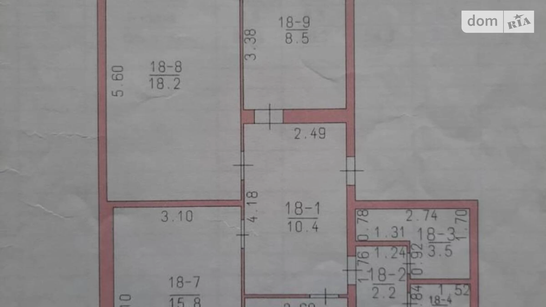 Продається 4-кімнатна квартира 85 кв. м у Петродолинському, вул. Братська