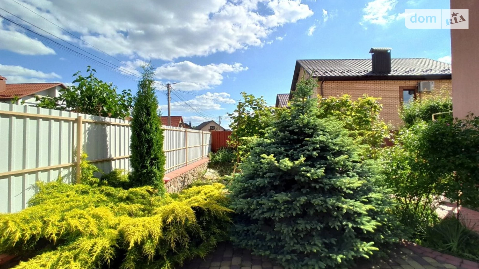 Продается дом на 2 этажа 214 кв. м с беседкой, цена: 177500 $ - фото 4