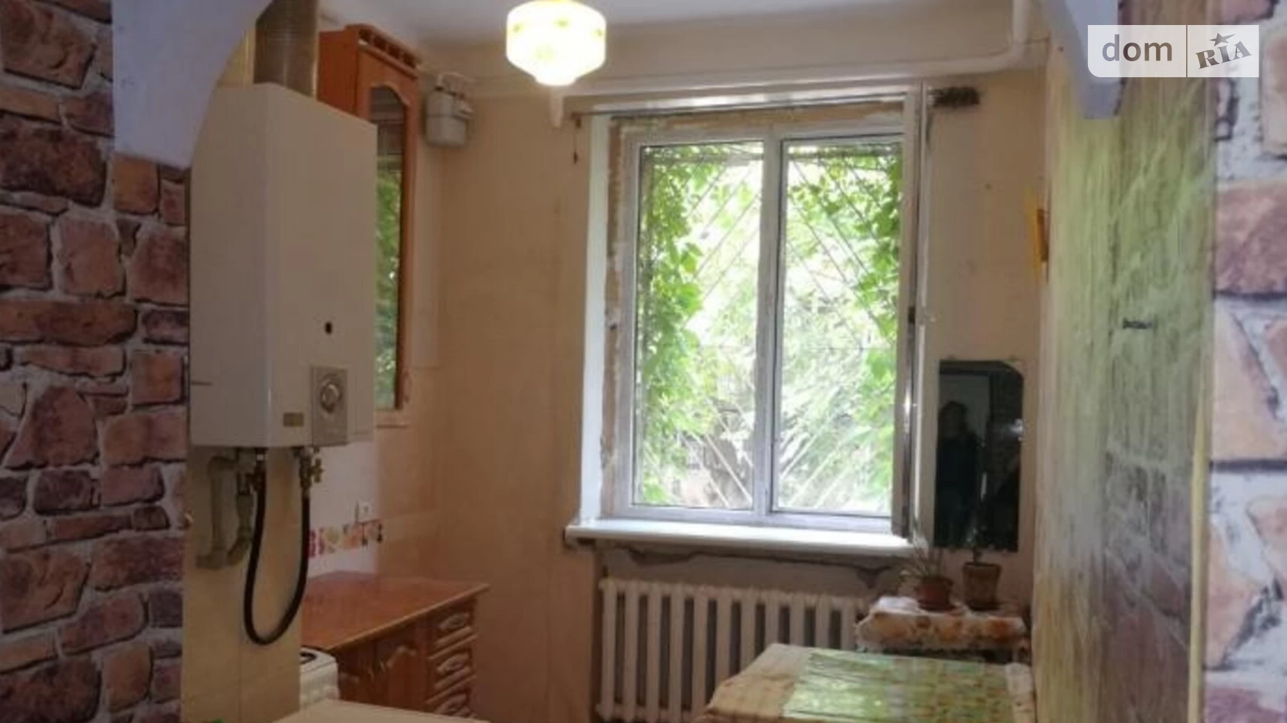 Продается 1-комнатная квартира 32 кв. м в Одессе, ул. Леонтовича
