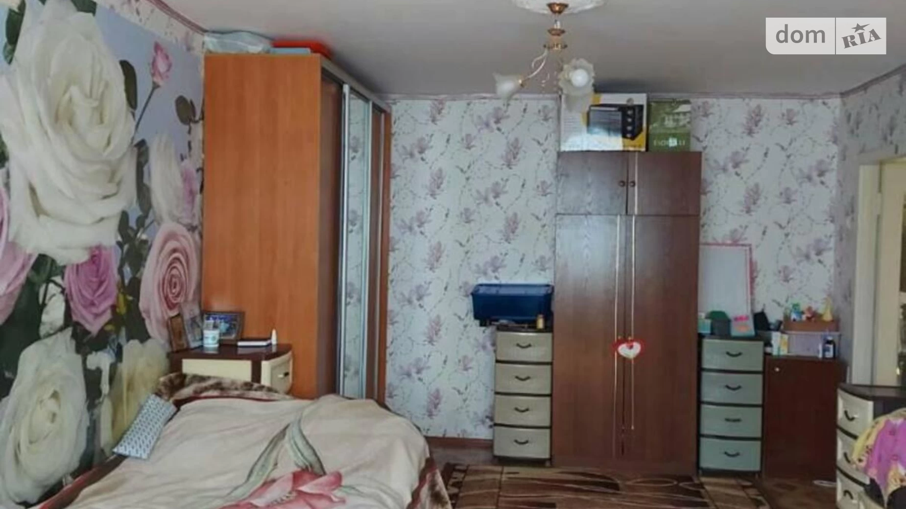 Продается 1-комнатная квартира 37.3 кв. м в Великодолинском, ул. Железнодорожная