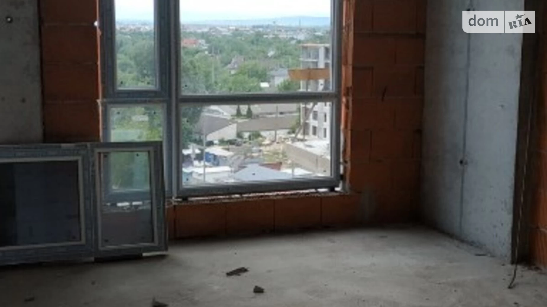 Продается 3-комнатная квартира 93 кв. м в Ивано-Франковске, ул. Ленкавского