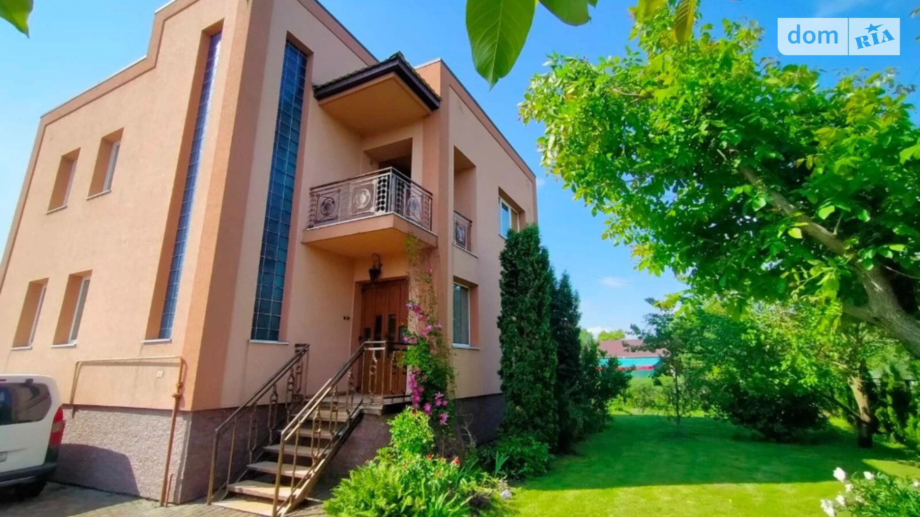 Продается дом на 2 этажа 220 кв. м с бассейном, цена: 165000 $ - фото 4