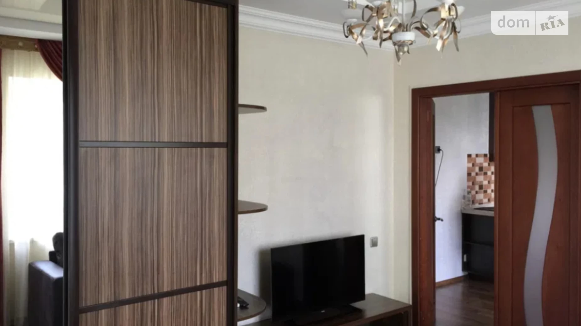 Продается 1-комнатная квартира 41 кв. м в Одессе, ул. Марсельская, 46