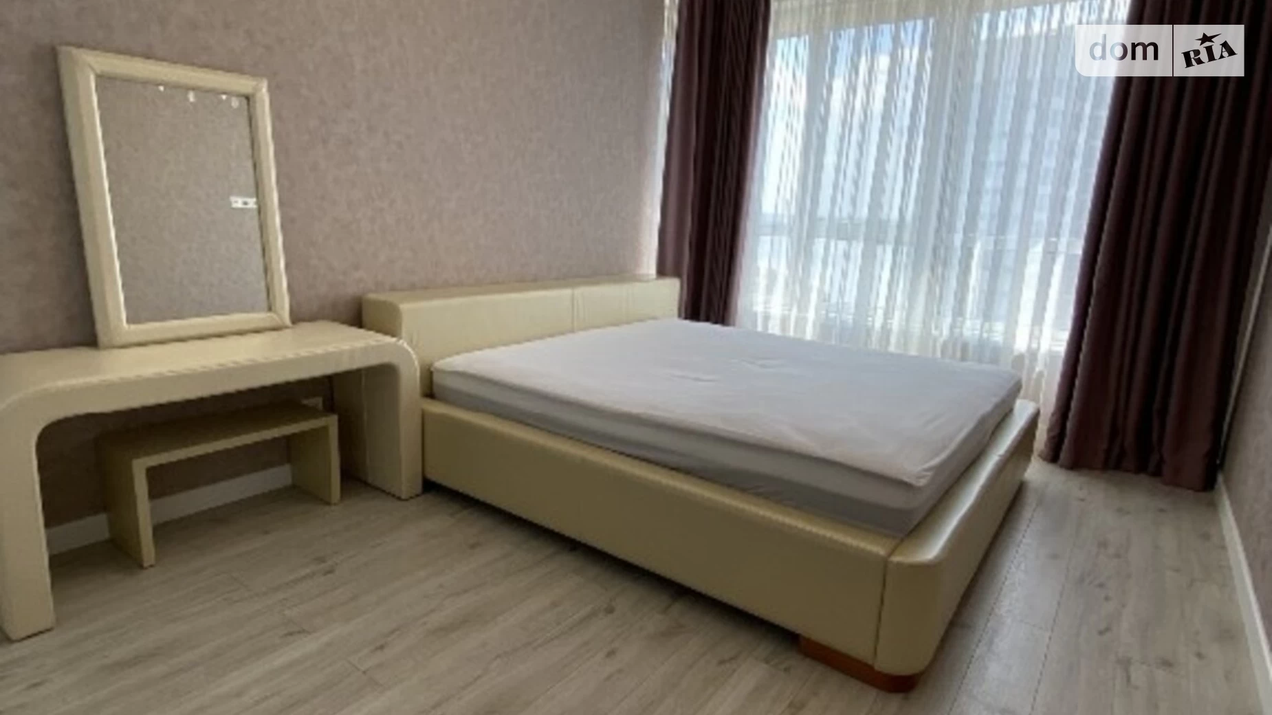 Продается 1-комнатная квартира 52 кв. м в Киеве, ул. Заречная, 3А - фото 4