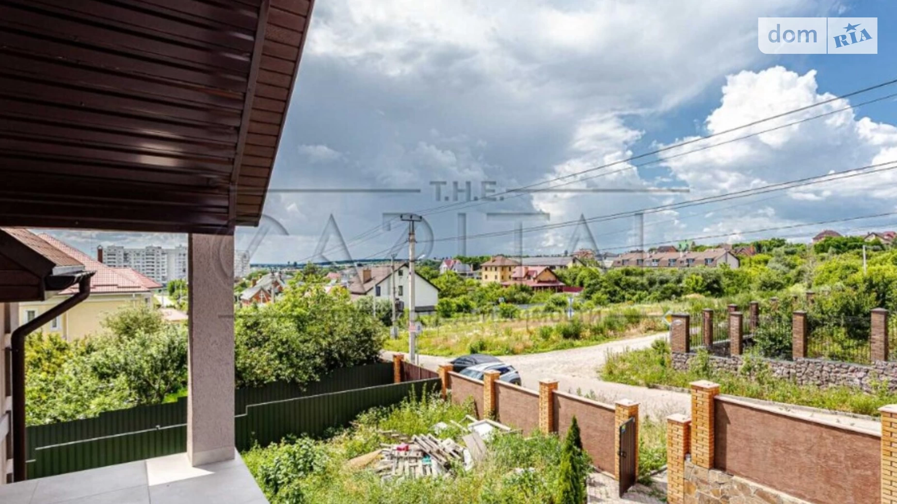 Продается дом на 2 этажа 325 кв. м с камином, цена: 260000 $ - фото 4