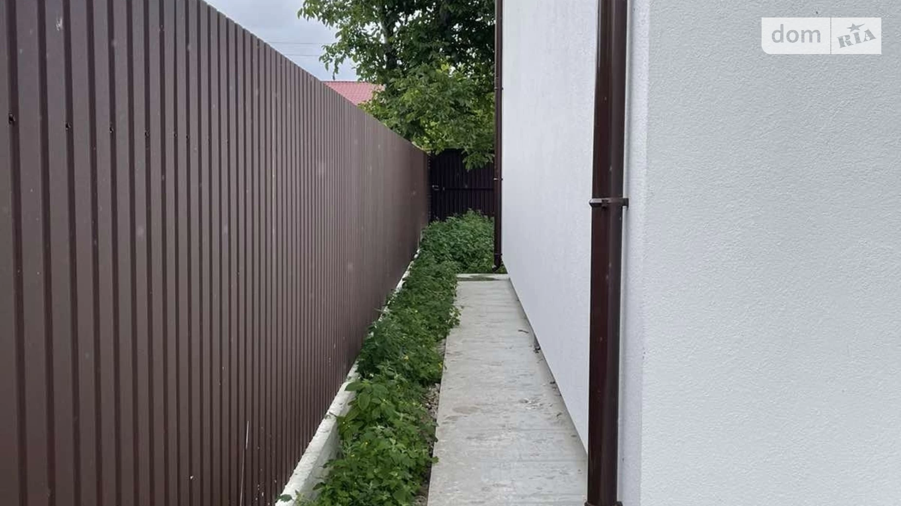 Продается дом на 2 этажа 140 кв. м с балконом, цена: 85000 $ - фото 2
