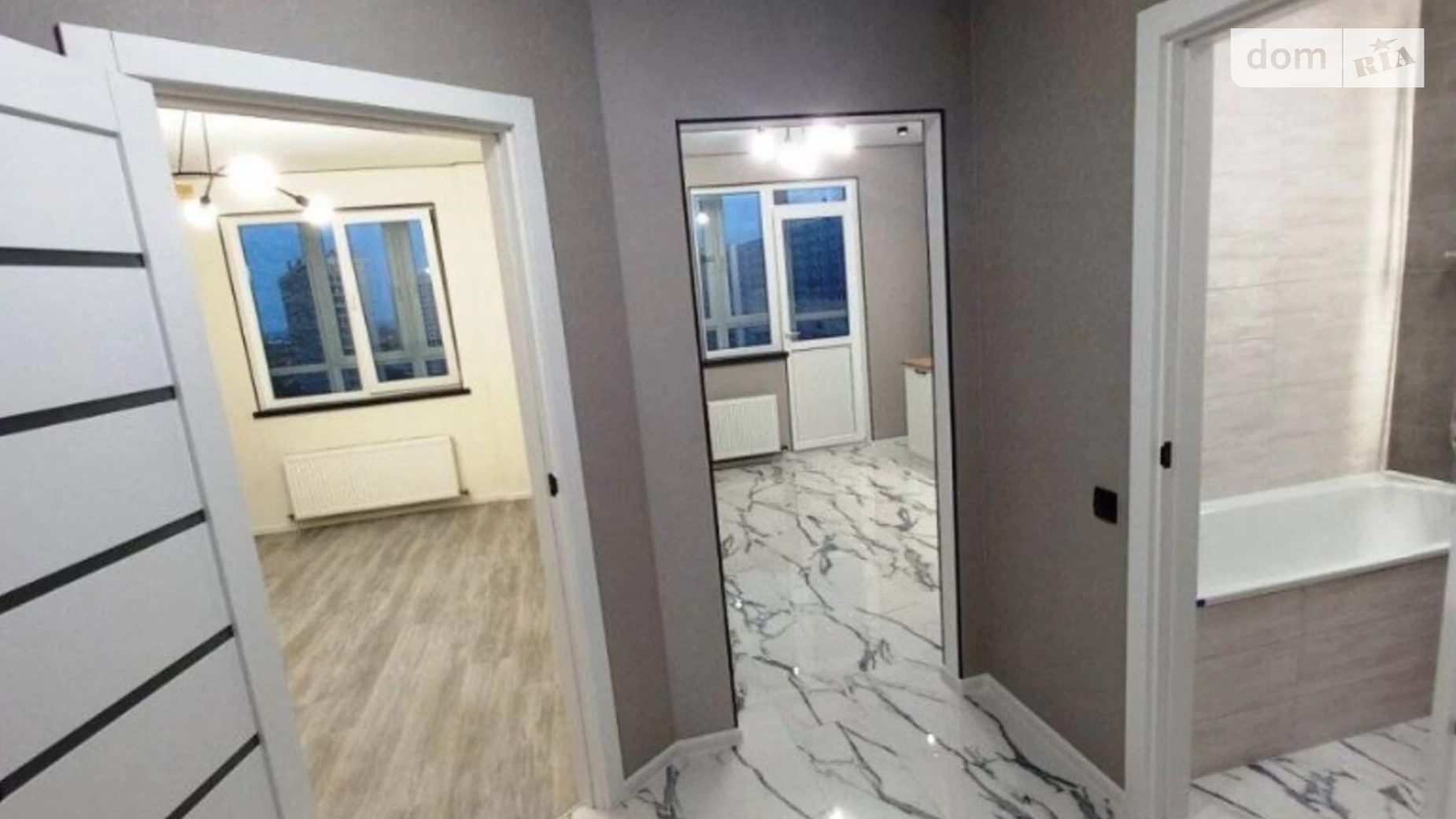 Продается 1-комнатная квартира 45 кв. м в Одессе, ул. Академика Вильямса - фото 2