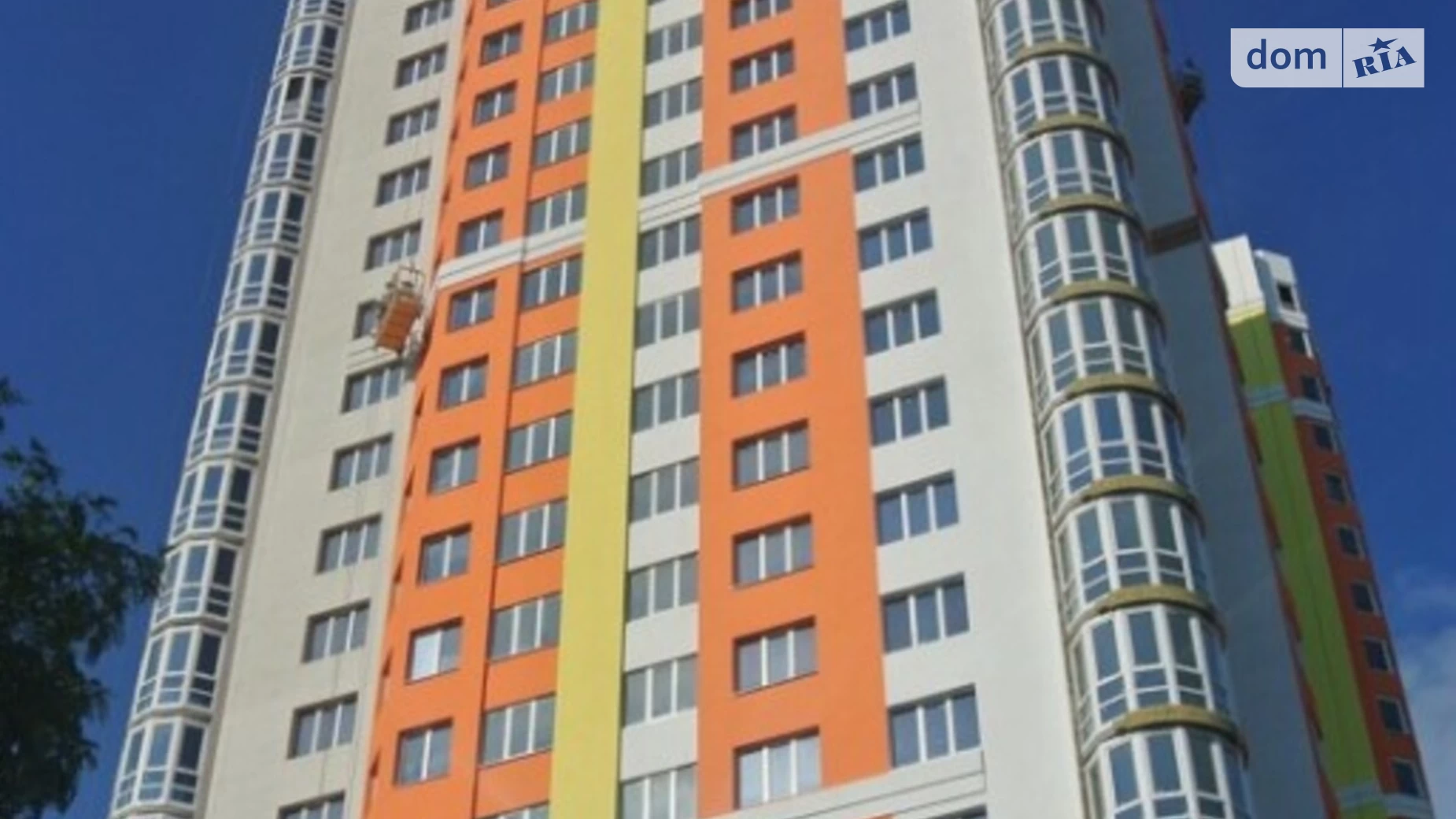 Продается 3-комнатная квартира 107 кв. м в Киеве, просп. Голосеевский(40-летия Октября), 95