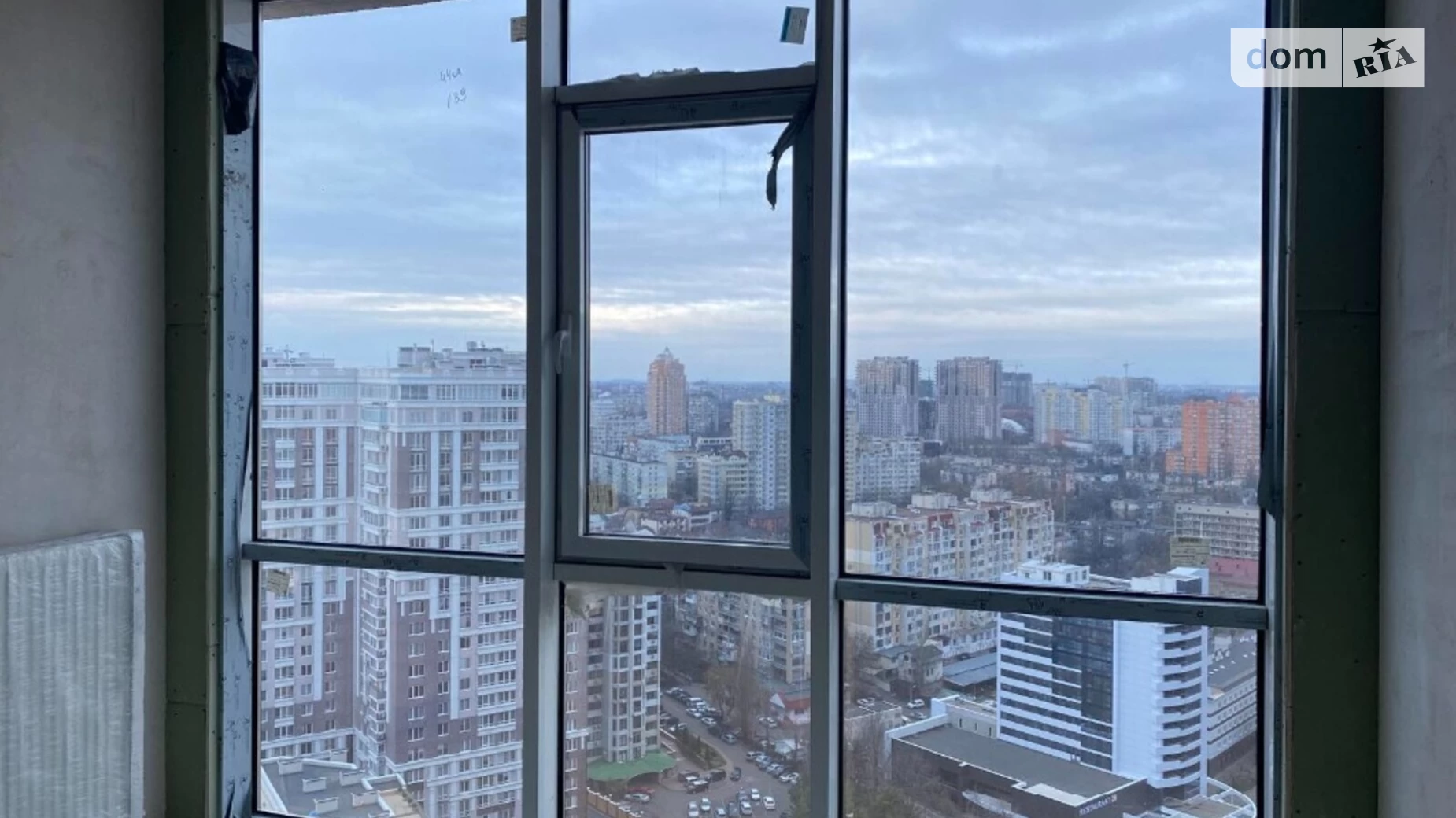 Продается 2-комнатная квартира 58 кв. м в Одессе, ул. Генуэзская, 3 - фото 2