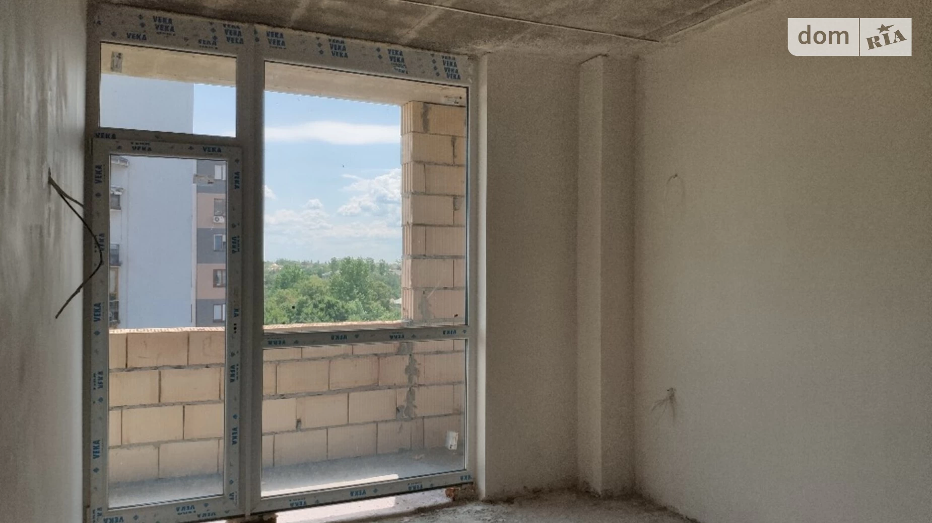 Продается 2-комнатная квартира 57 кв. м в Ивано-Франковске, ул. Гетьмана Ивана Мазепы