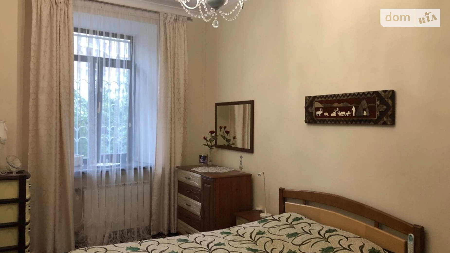 Продается 2-комнатная квартира 68.3 кв. м в Киеве, ул. Вячеслава Липинского, 13