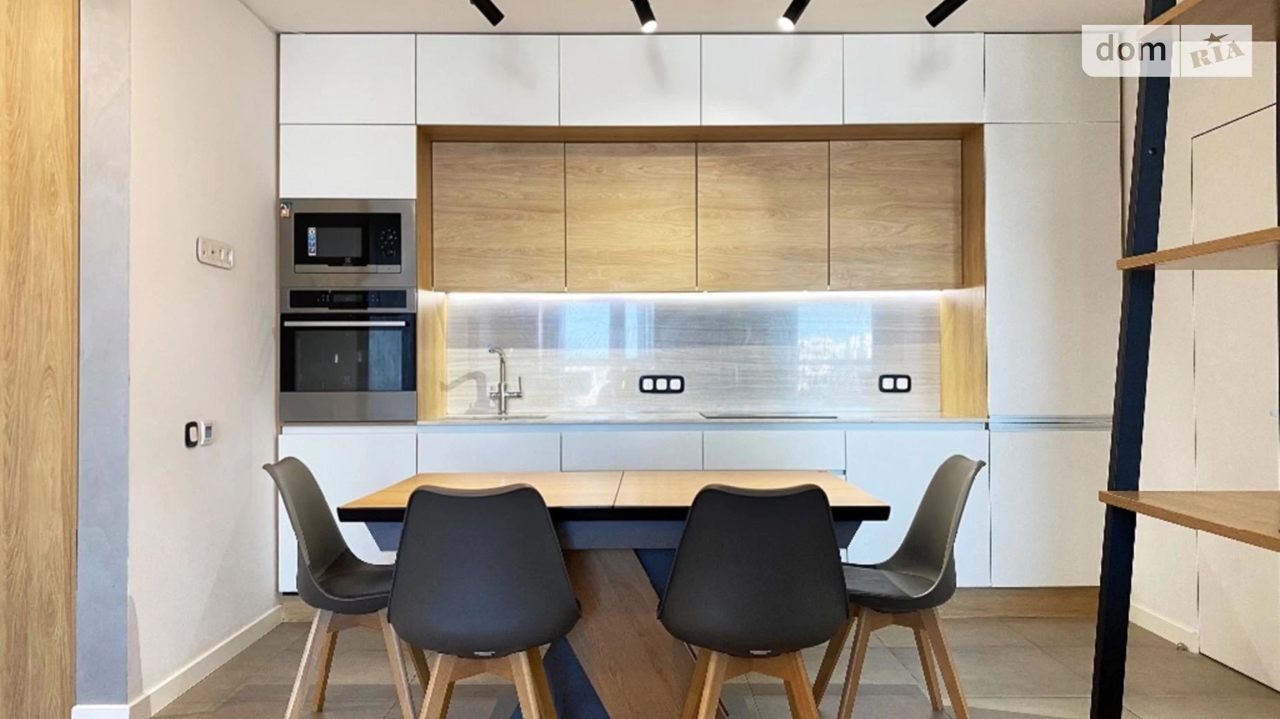 Продается 3-комнатная квартира 80 кв. м в Киеве, ул. Драгоманова, 2Б - фото 3