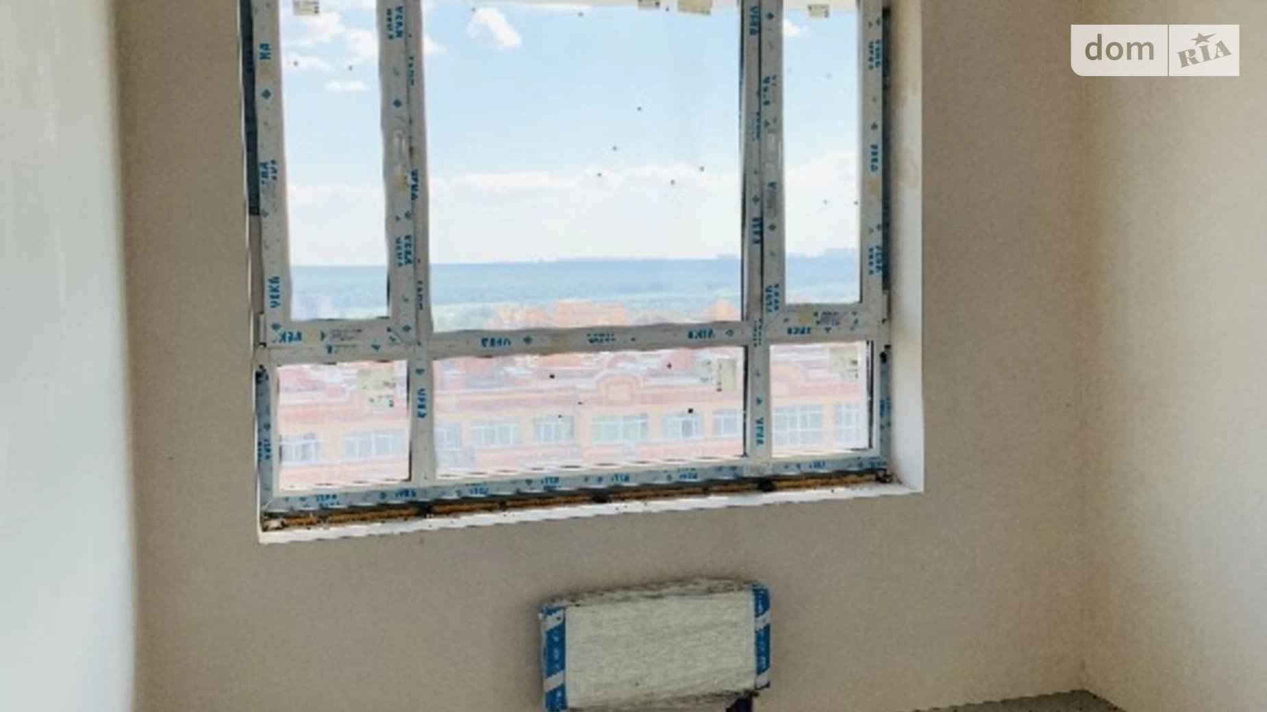 Продается 2-комнатная квартира 60.3 кв. м в Ирпене, ул. Университетская(Карла Маркса), 3/1 - фото 2