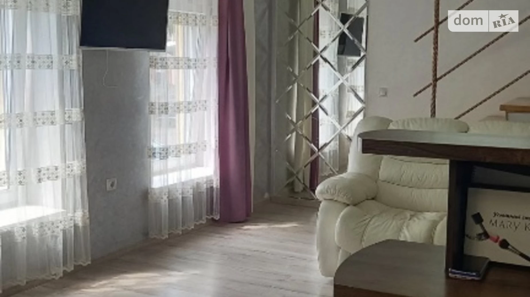 Продається 3-кімнатна квартира 120 кв. м у Мукачеві, вул. Івана Сільвая, 9 - фото 3