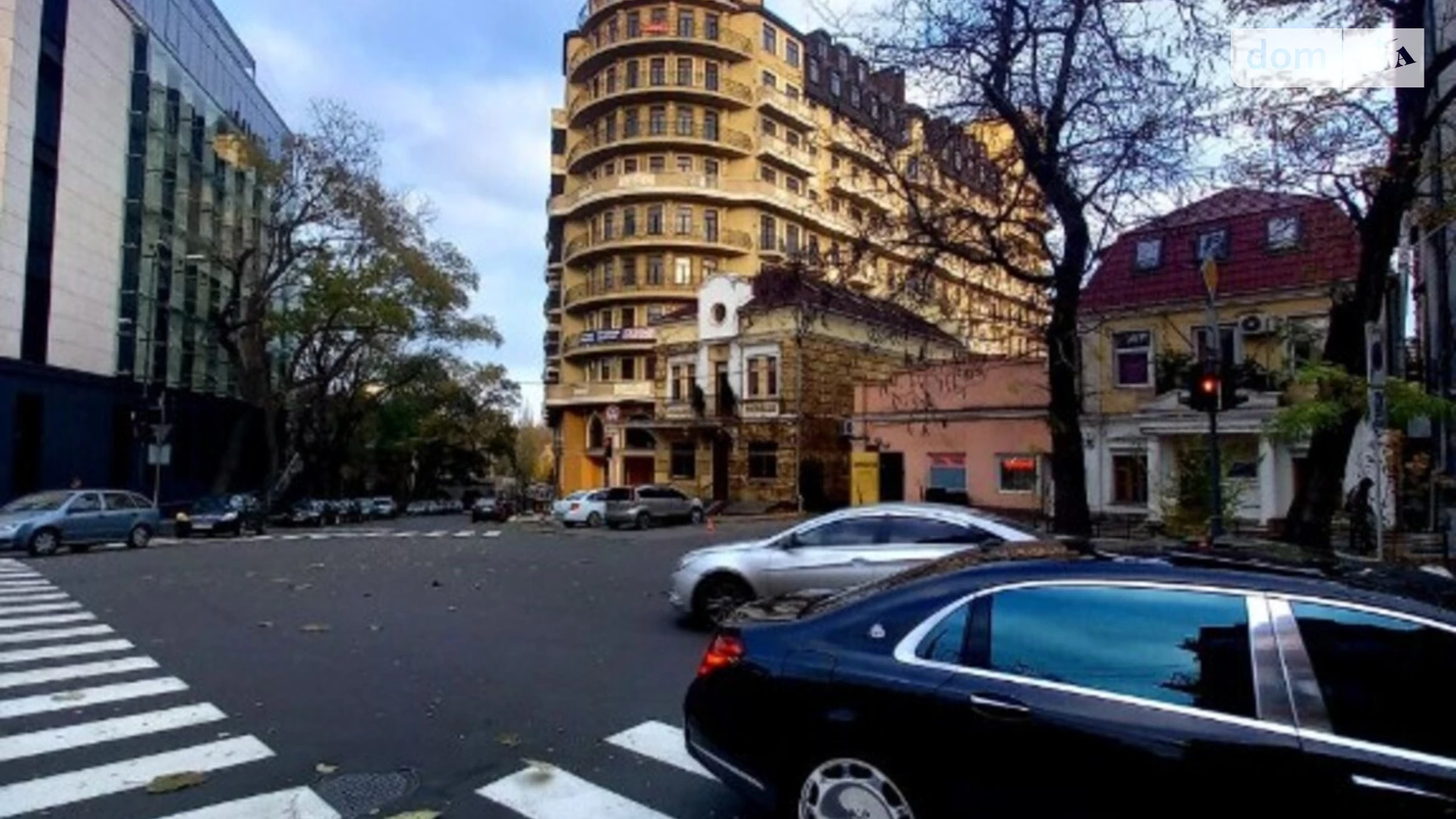 Продается 3-комнатная квартира 102 кв. м в Одессе, спуск Военный, 13