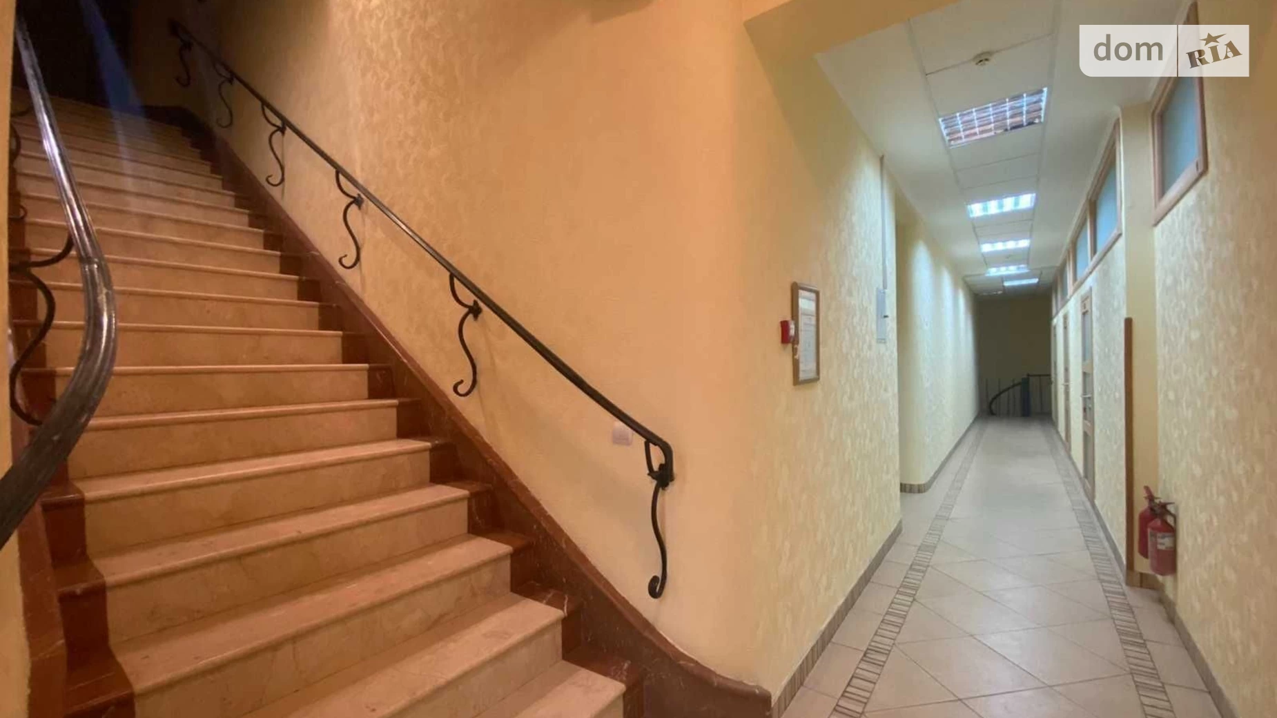 Продается объект сферы услуг 1660 кв. м в 4-этажном здании, цена: 9000000 $ - фото 3