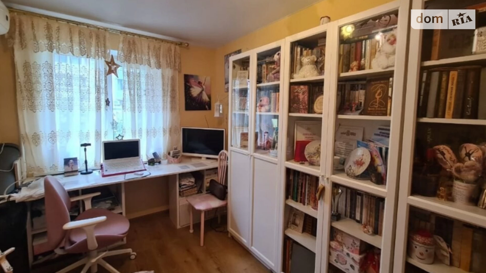 Продается 2-комнатная квартира 59 кв. м в Одессе, ул. Космонавтов