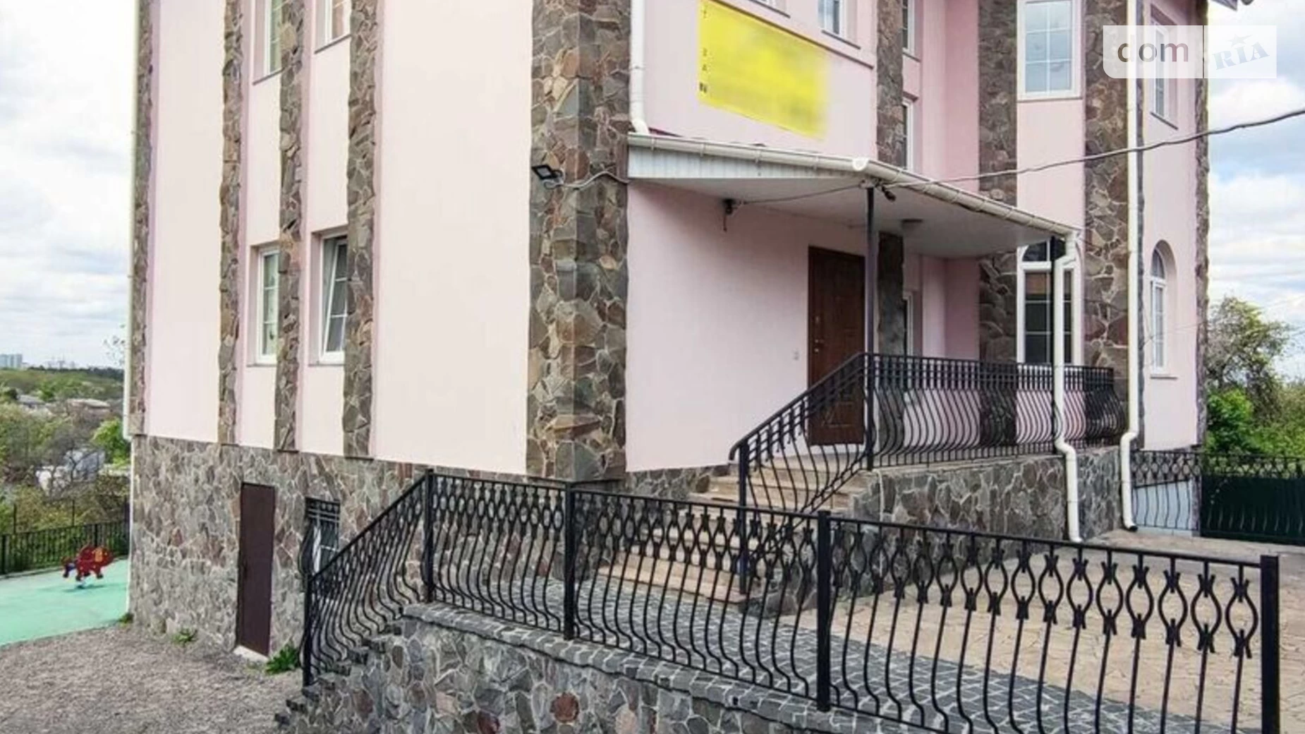Сдается в аренду объект сферы услуг 543 кв. м в 3-этажном здании, цена: 3500 $ - фото 2
