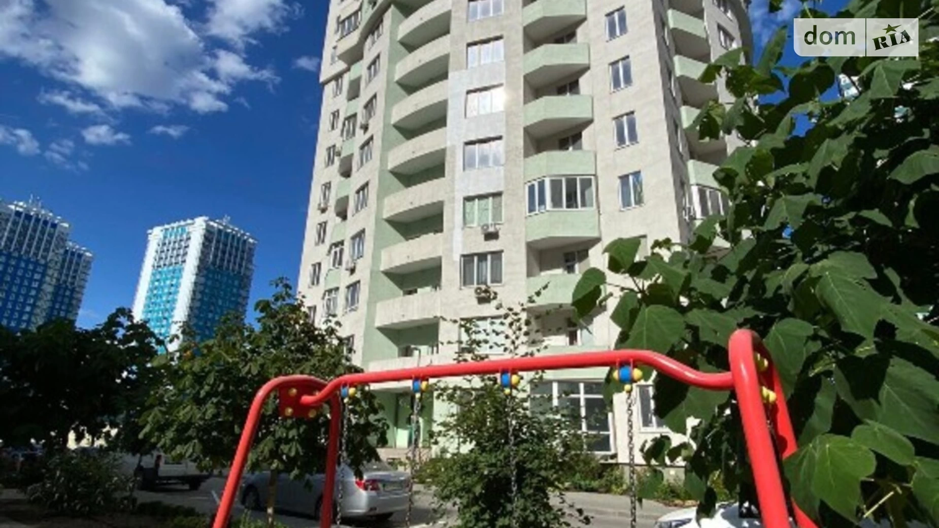 Продается 1-комнатная квартира 60 кв. м в Одессе, ул. Люстдорфская дорога, 55 - фото 2