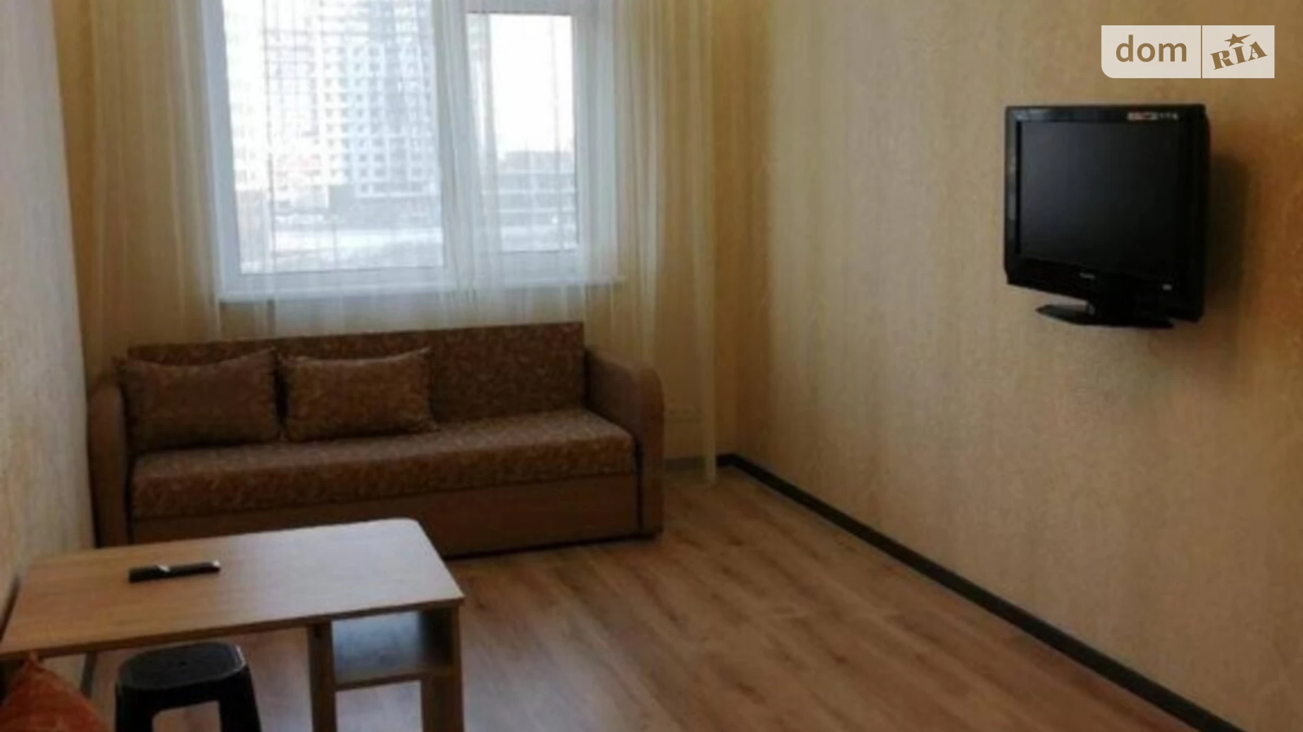 Продається 1-кімнатна квартира 44 кв. м у Одесі, вул. Перлинна