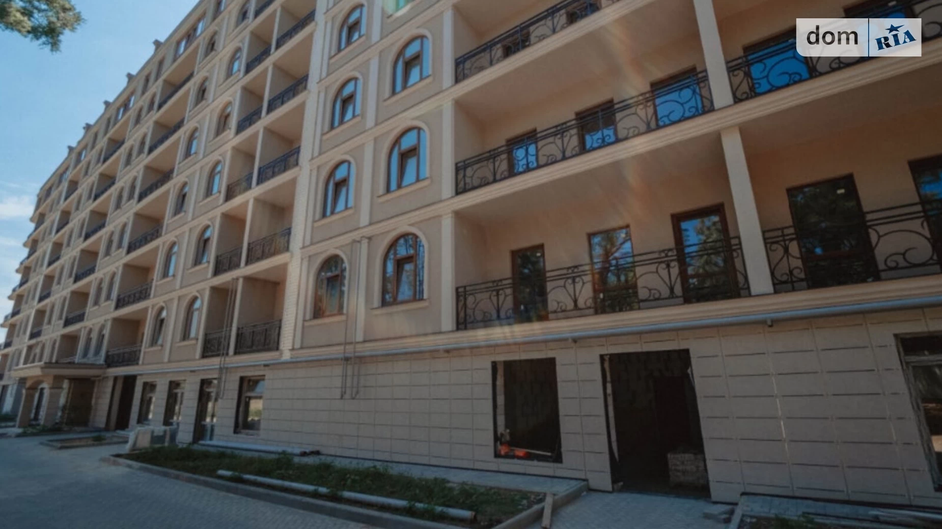 Продается 2-комнатная квартира 61 кв. м в Одессе, ул. Дача Ковалевского