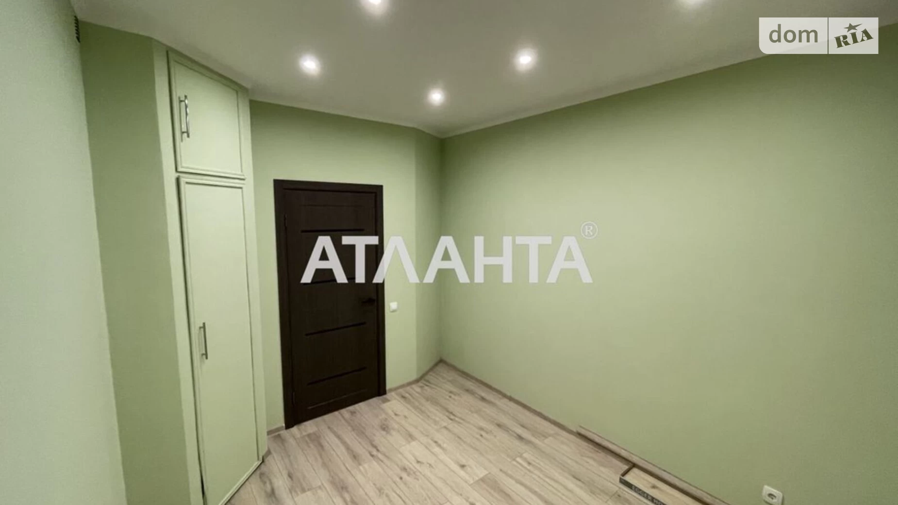 Продается 2-комнатная квартира 49 кв. м в Одессе, ул. Новосельского