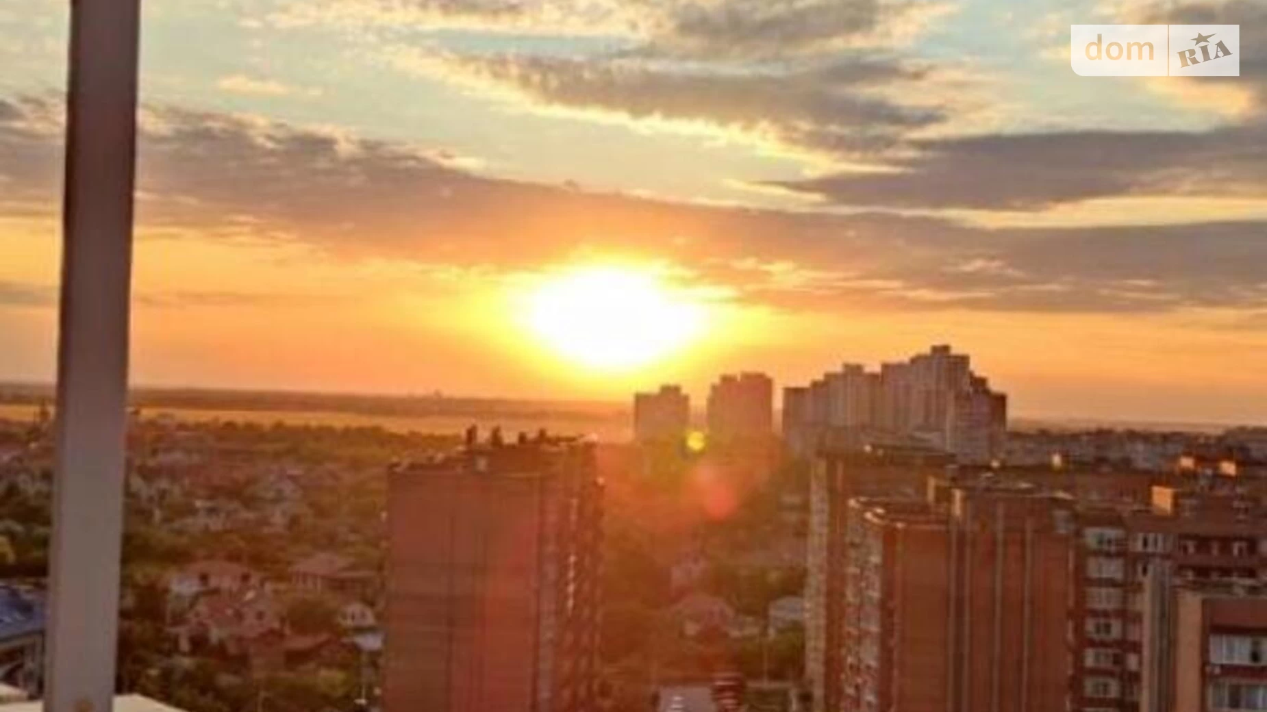 Продається 2-кімнатна квартира 112.5 кв. м у Чорноморську, вул. Радісна - фото 2