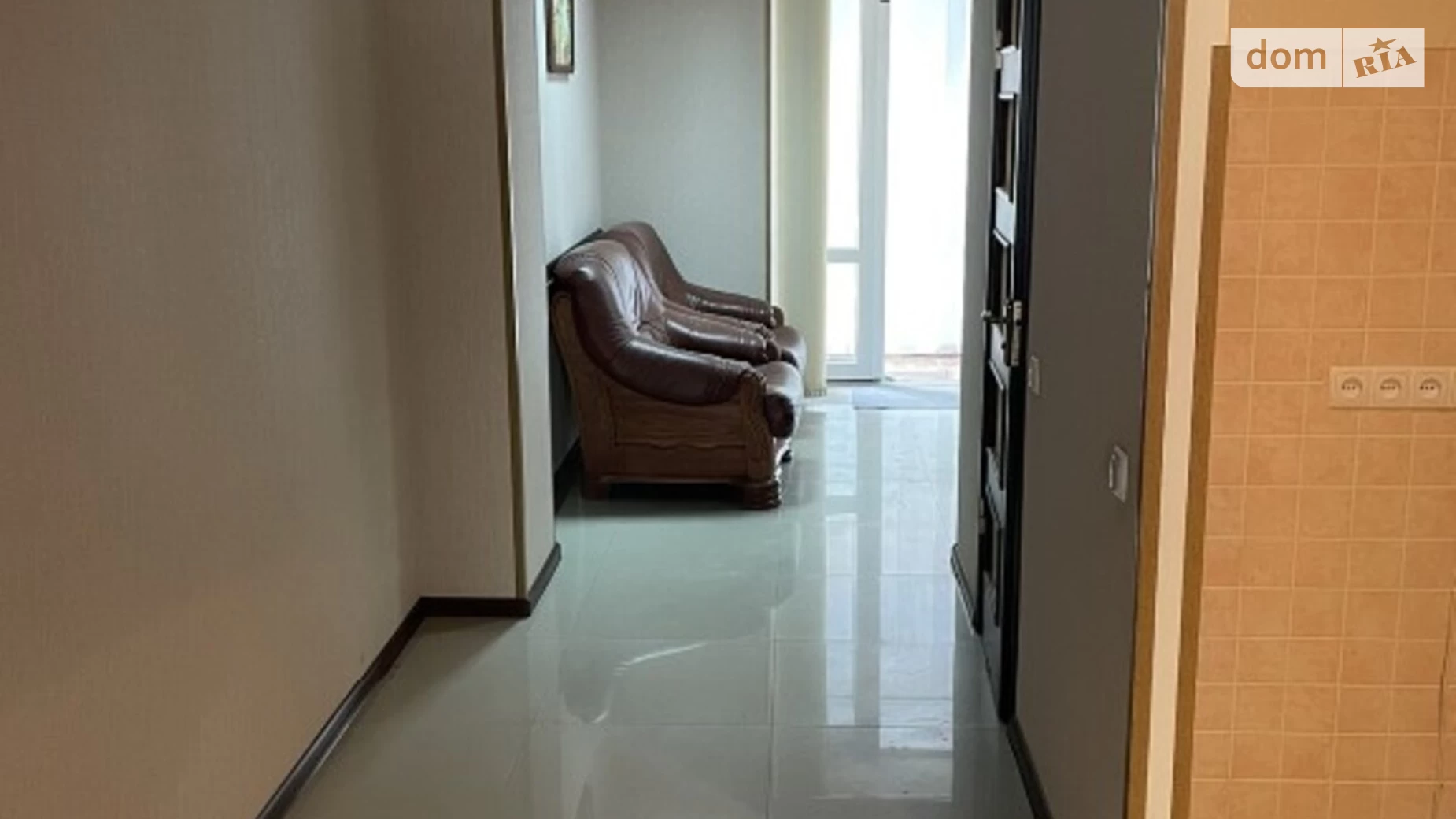 Продается офис 36.4 кв. м в бизнес-центре, цена: 45000 $ - фото 5