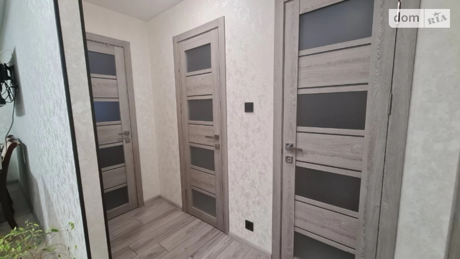 Продается 4-комнатная квартира 80 кв. м в Виннице, ул. Болгарский(Константиновича)