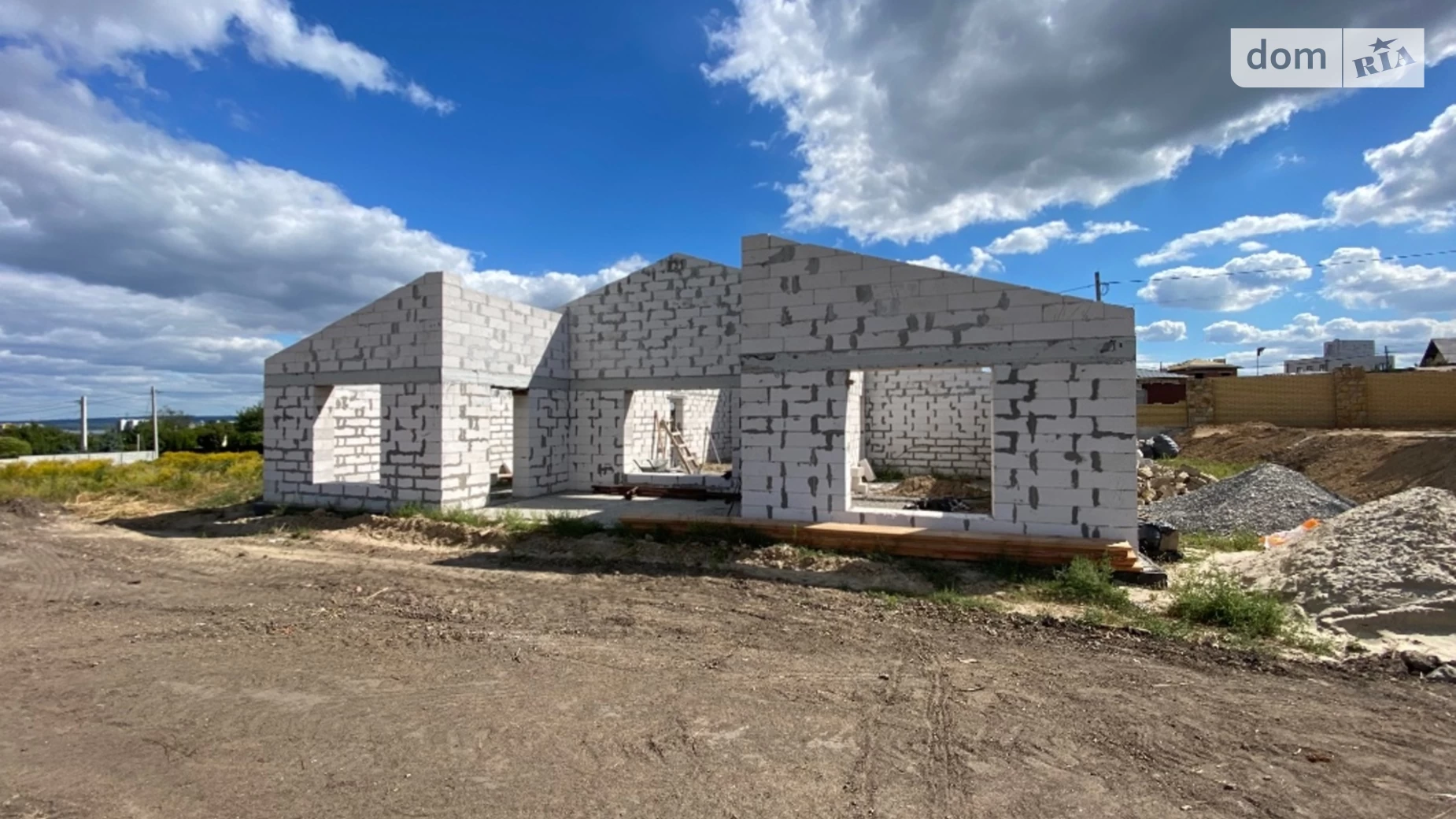 Продається одноповерховий будинок 169 кв. м с басейном, цена: 145000 $ - фото 2