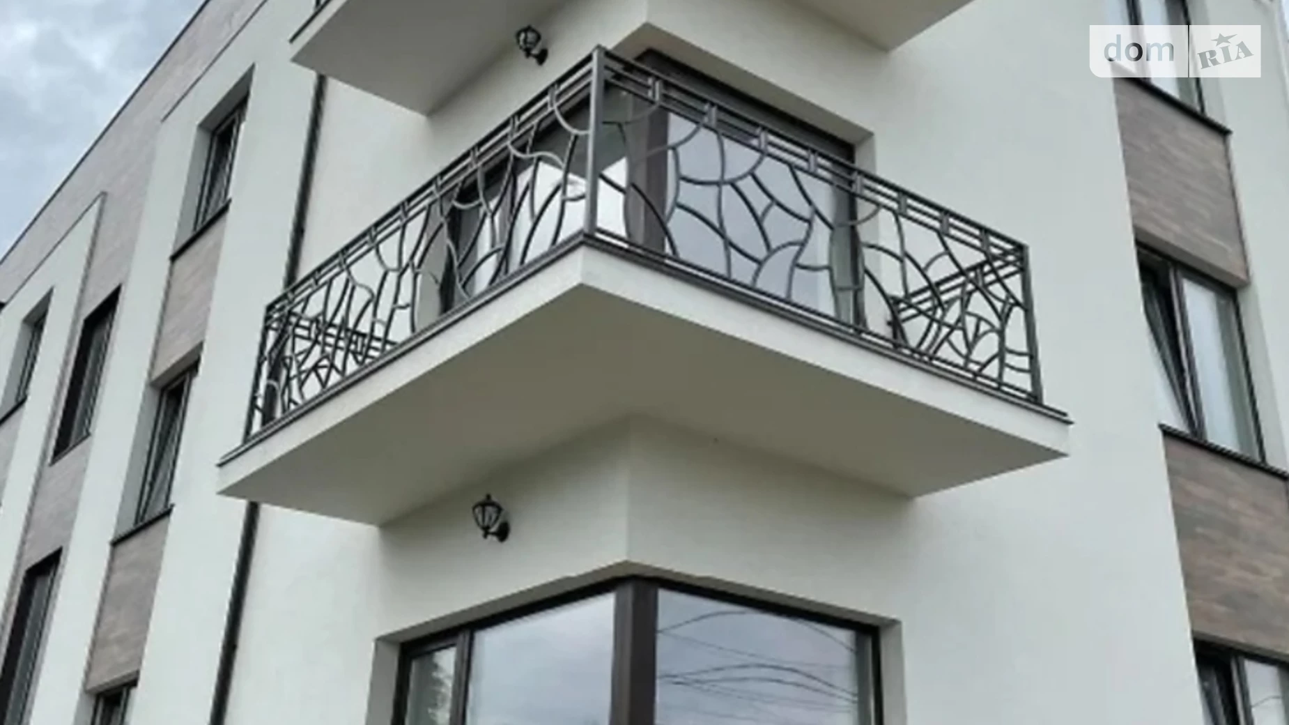 Продается 2-комнатная квартира 60 кв. м в Ровно, (Павлюченка) Небожинського Назара - фото 2