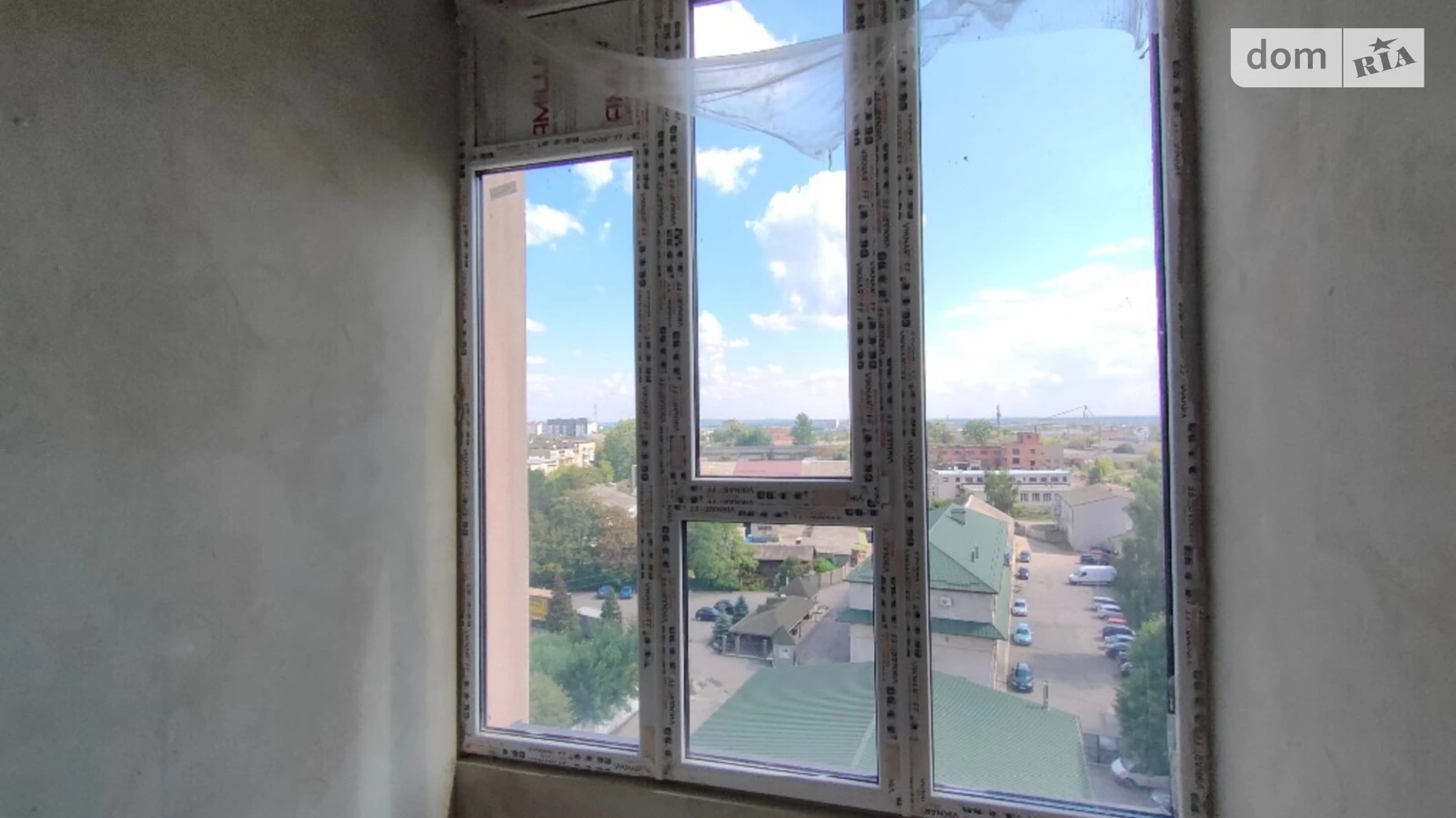 Продается 1-комнатная квартира 38 кв. м в Ивано-Франковске, ул. Вячеслава Черновола