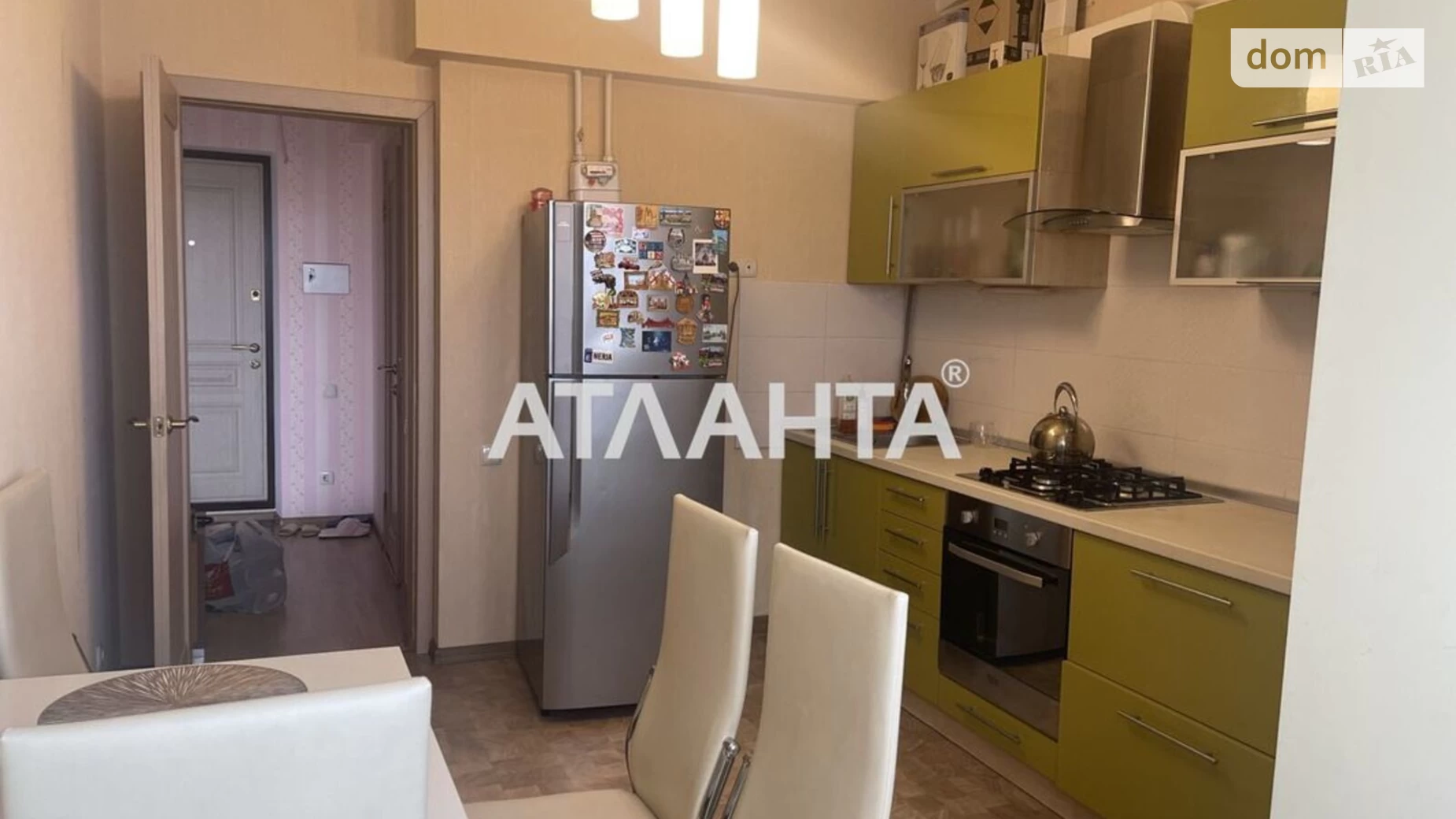 Продається 1-кімнатна квартира 49.1 кв. м у Одесі, вул. Таїрова