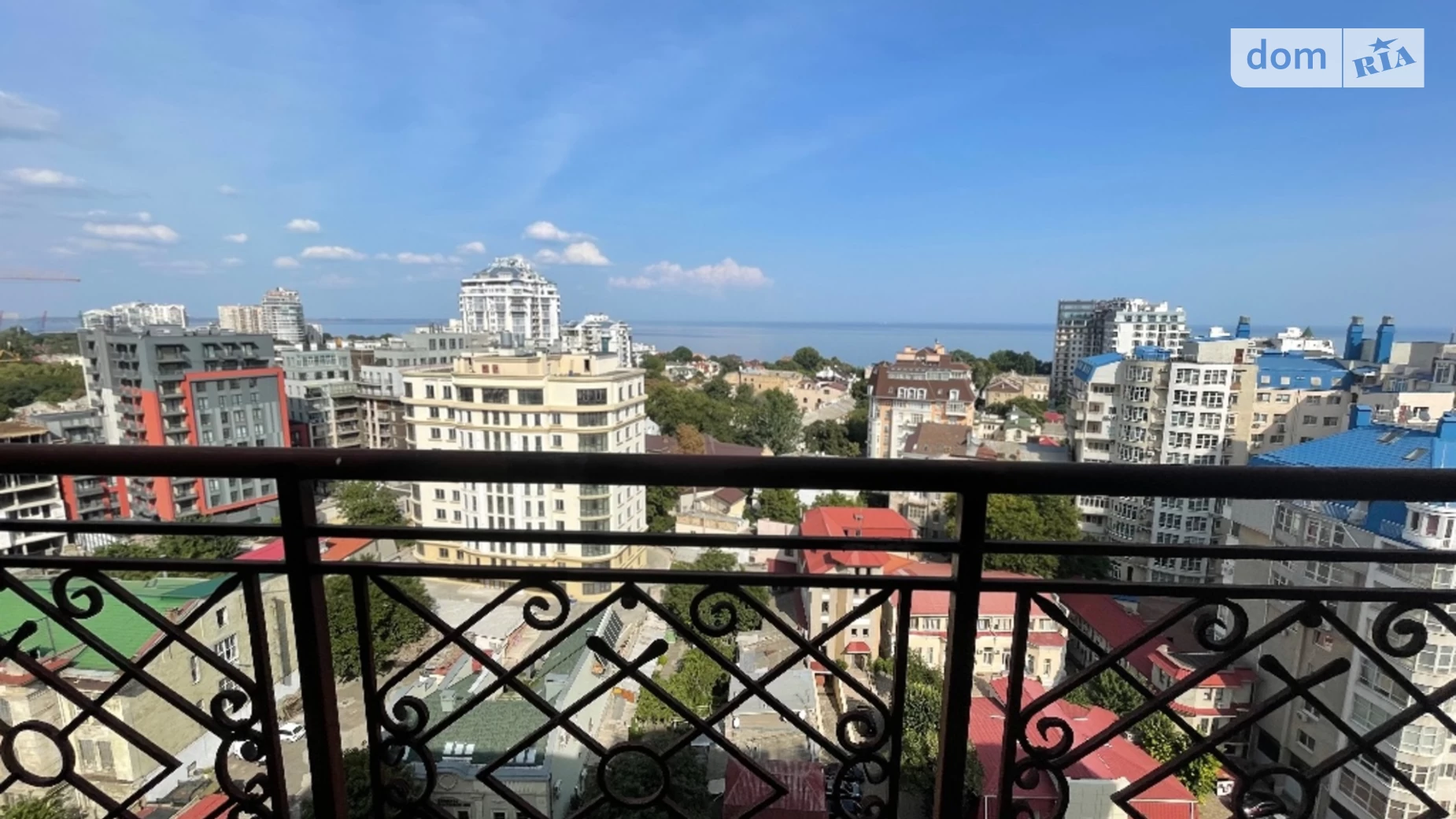 Продается 5-комнатная квартира 269.2 кв. м в Одессе, бул. Французский, 2 - фото 2