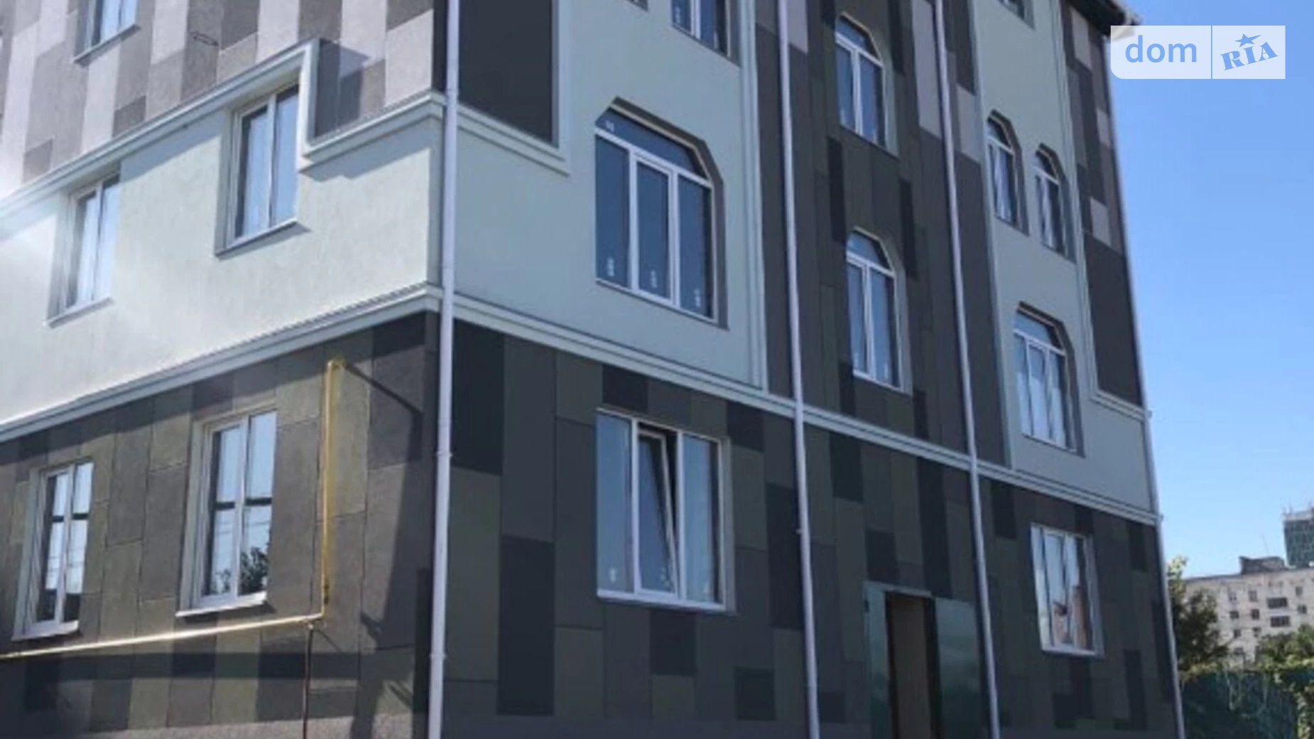 Продається 1-кімнатна квартира 26 кв. м у Одесі, вул. Сурикова