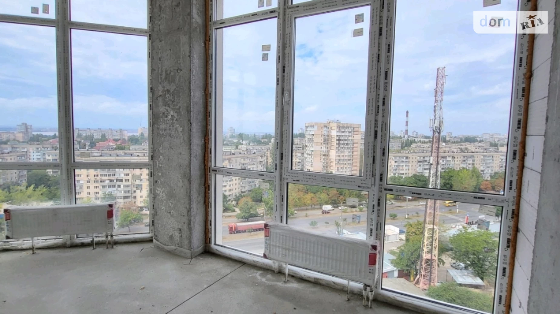 Продается 3-комнатная квартира 126 кв. м в Крыжановка, Николаевская дорога дор.