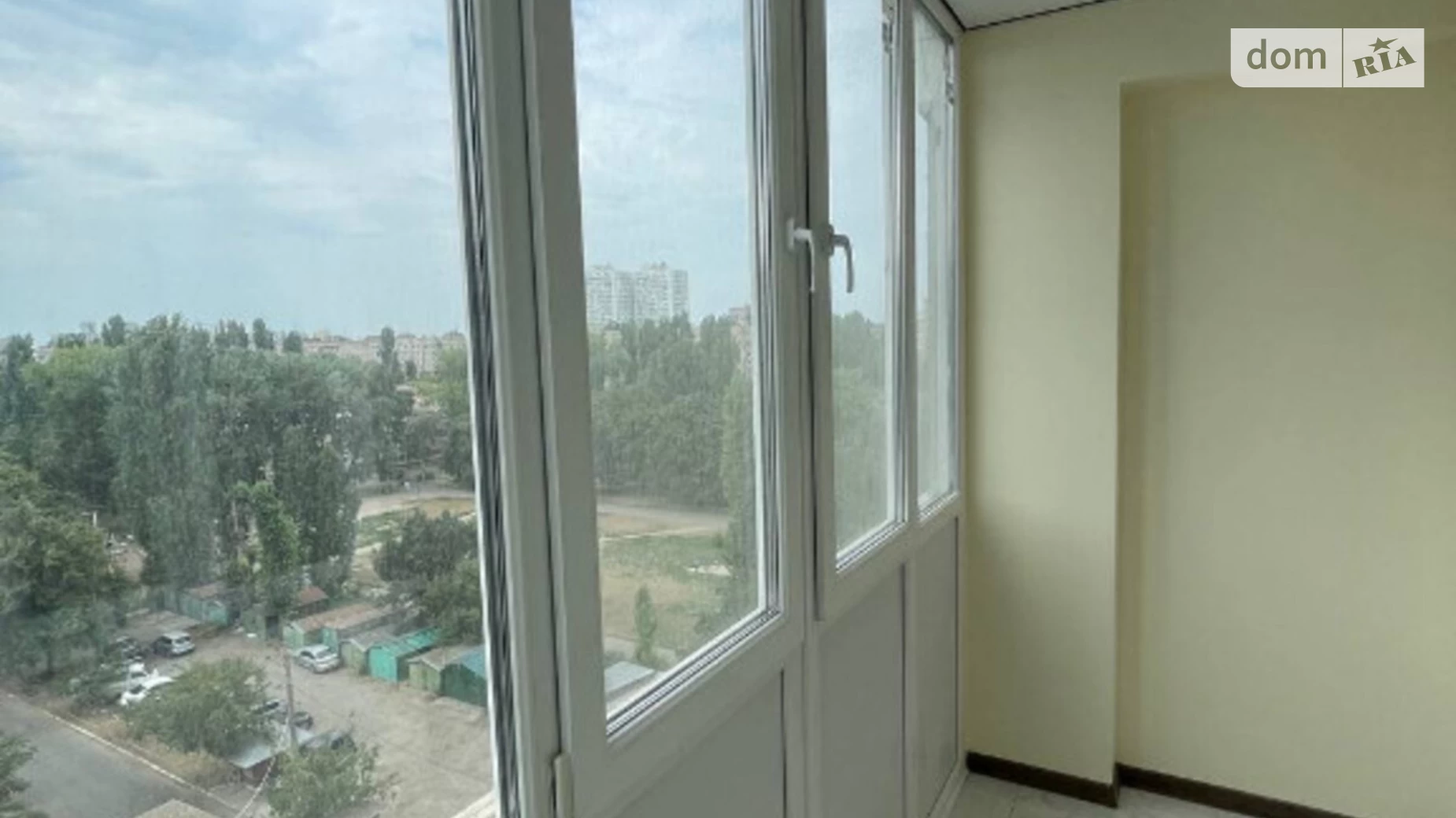 Продается 2-комнатная квартира 75 кв. м в Одессе, ул. Академика Королева
