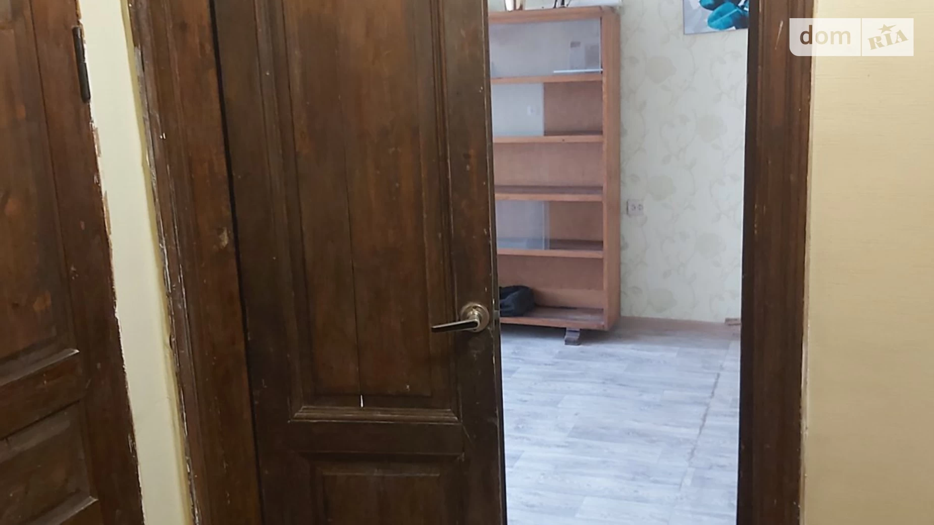 Продається 1-кімнатна квартира 38.2 кв. м у Одесі, вул. Разумовська