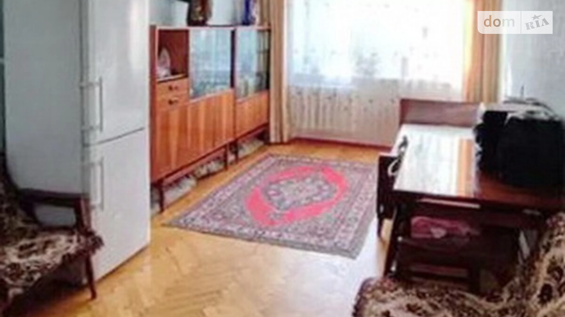 Продається 2-кімнатна квартира 49.8 кв. м у Одесі, вул. Генерала Петрова
