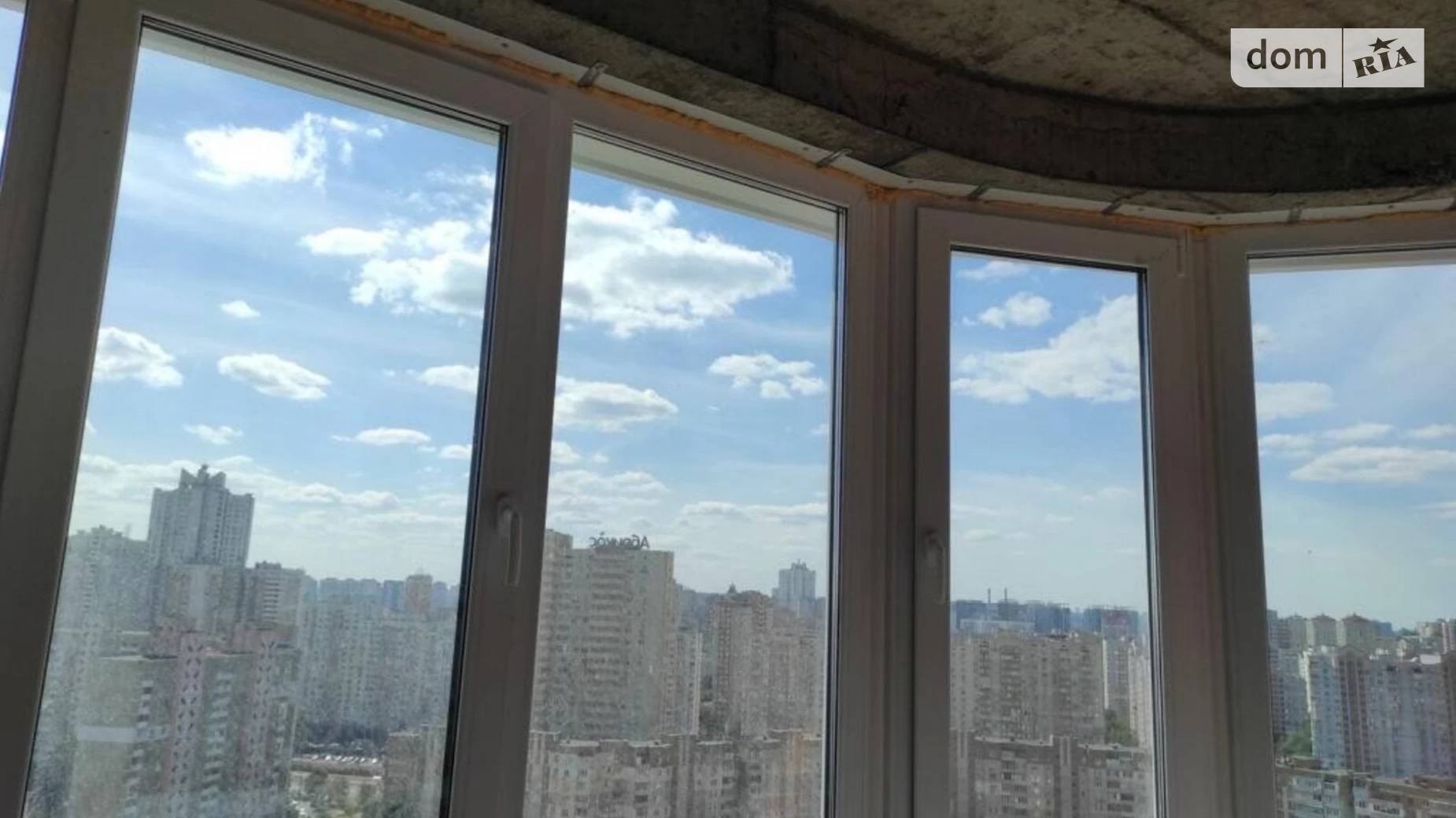 Продается 2-комнатная квартира 79 кв. м в Киеве, ул. Анны Ахматовой, 13 - фото 3