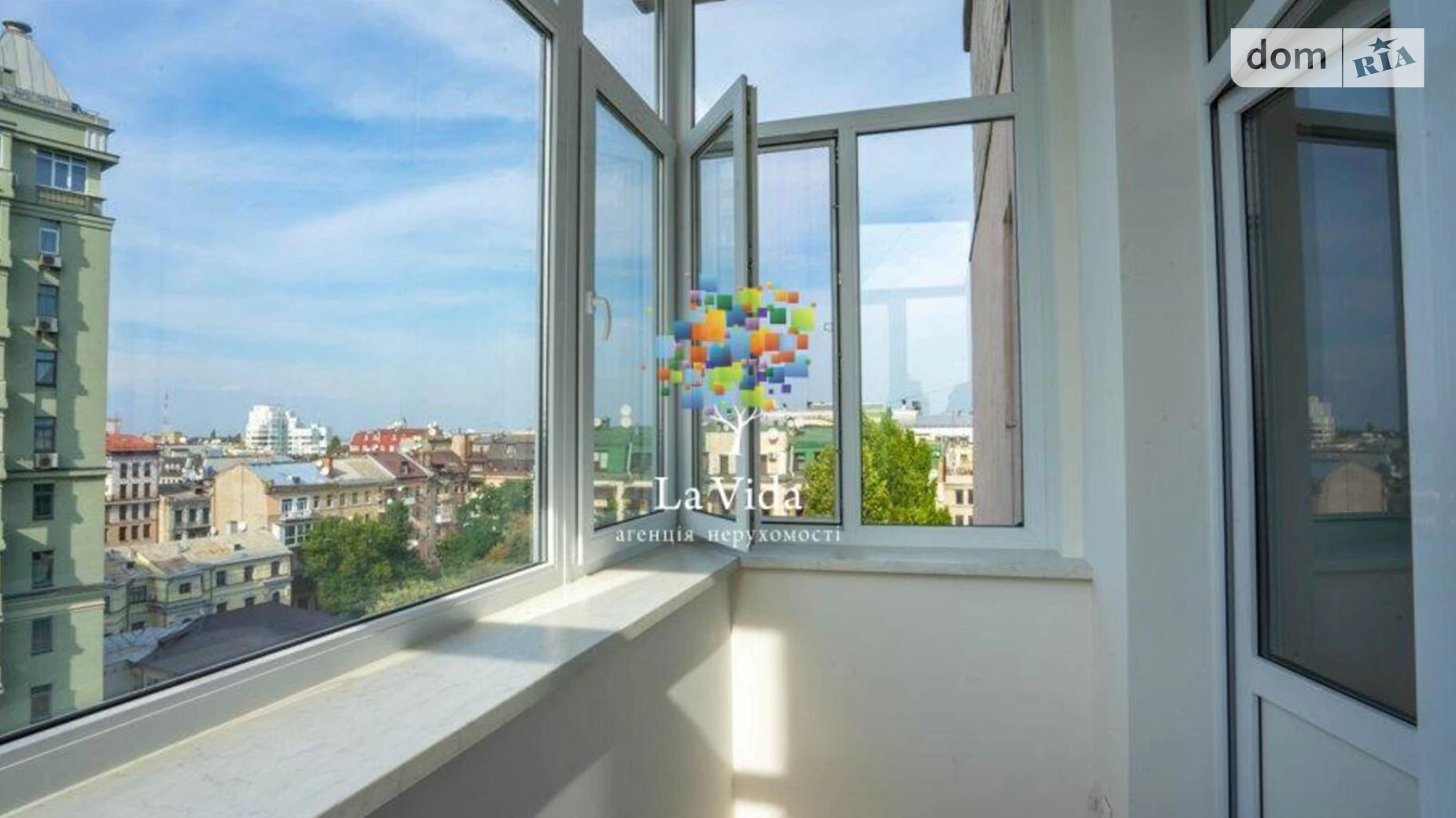 Продается 5-комнатная квартира 203 кв. м в Киеве, ул. Ярославов Вал
