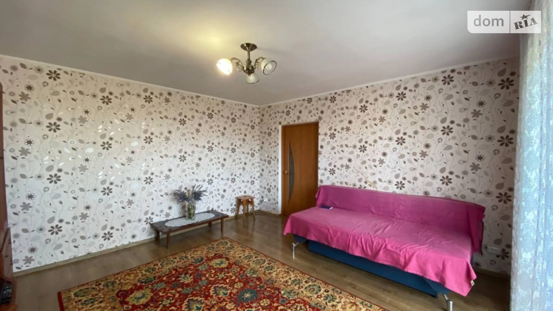 Продается 2-комнатная квартира 53.2 кв. м в Черноморске, ул. Виталия Шума