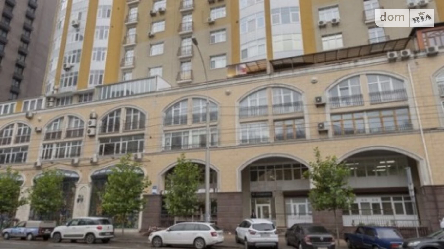 Продается 3-комнатная квартира 110 кв. м в Киеве, ул. Антоновича(Горького), 72