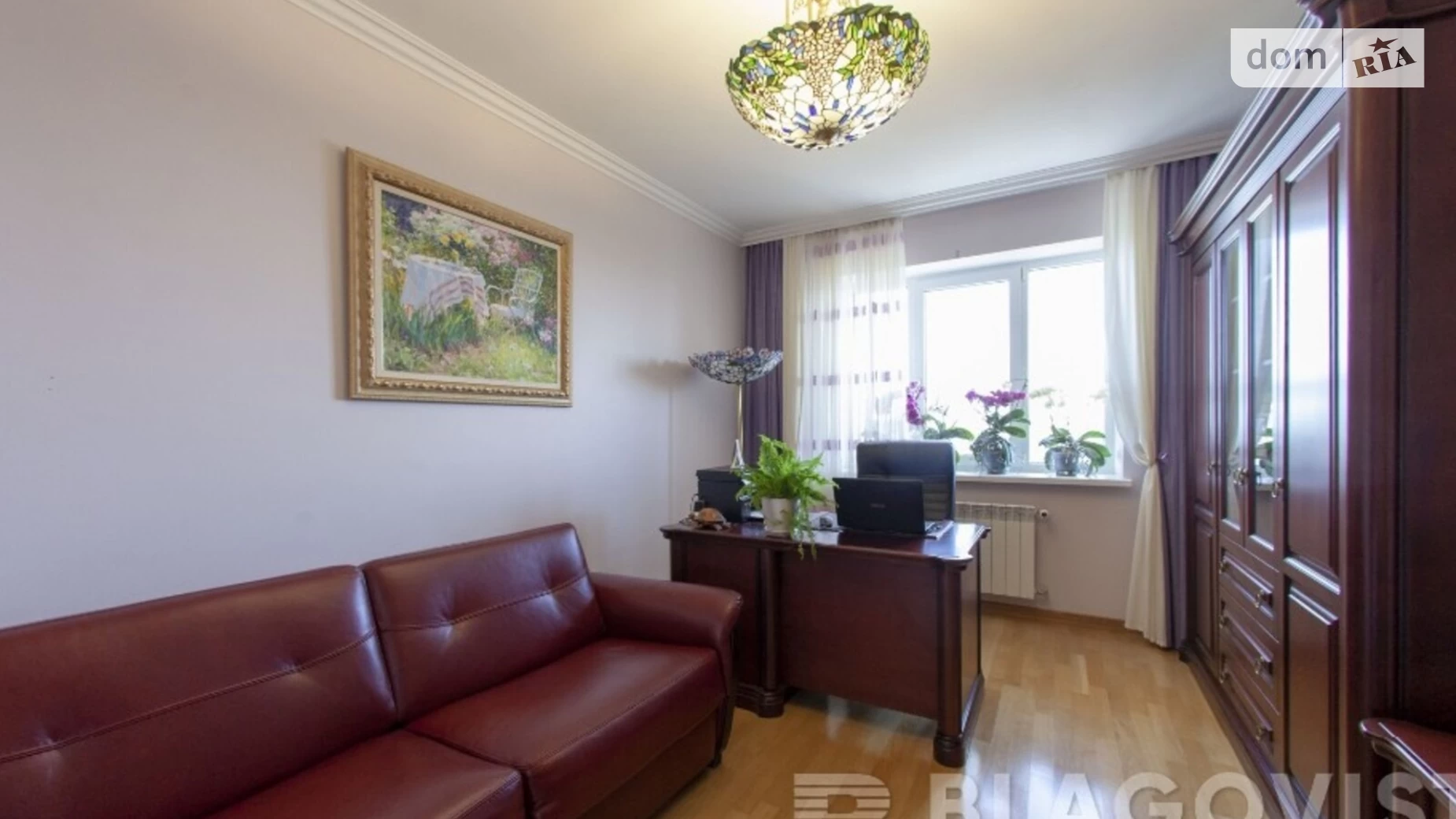 Продается 3-комнатная квартира 128 кв. м в Киеве, ул. Срибнокильская, 12