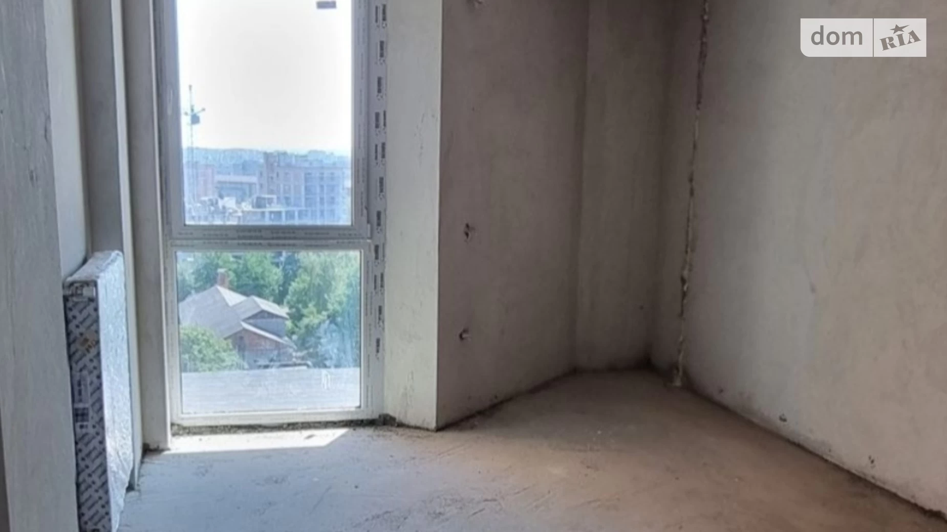 Продается 3-комнатная квартира 102 кв. м в Черновцах, ул. Ровенская, 8А - фото 3