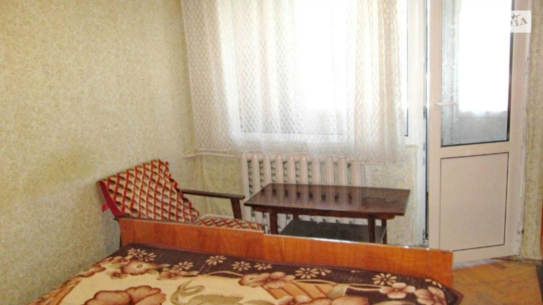 Продается 2-комнатная квартира 56 кв. м в Черновцах, ул. Сергея Скальда(Комарова Владимира)