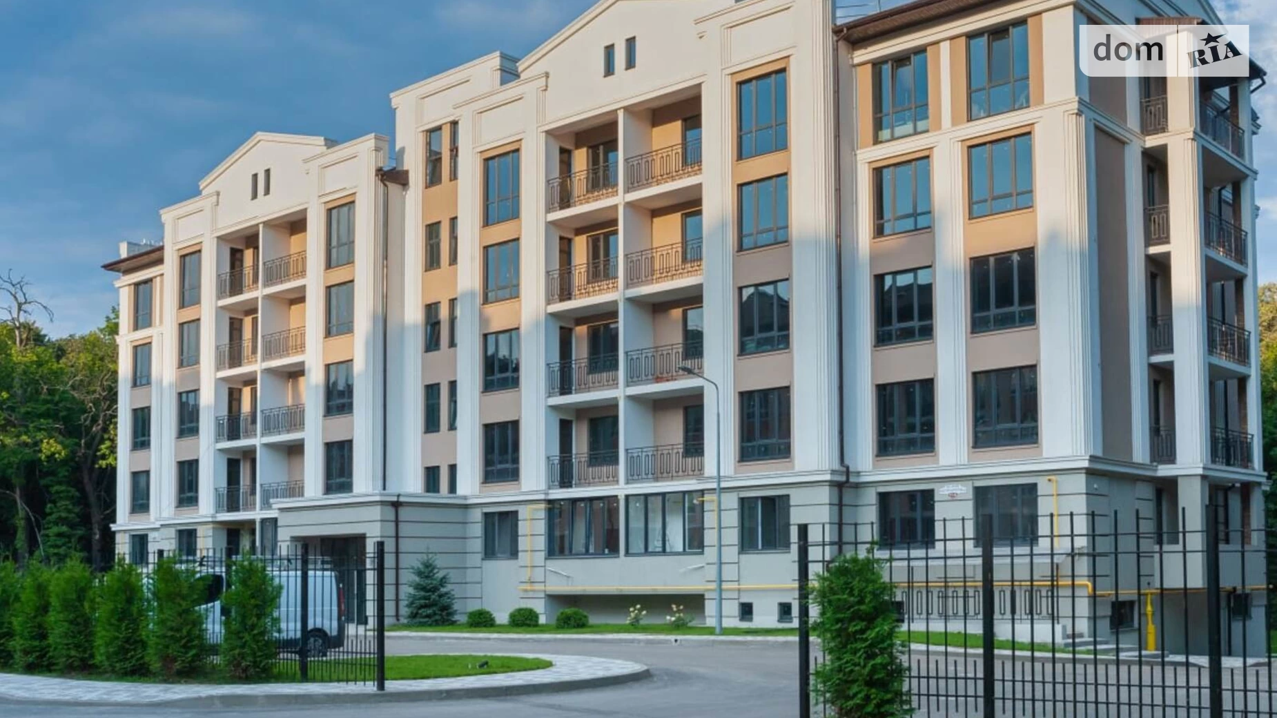 Продается 2-комнатная квартира 80 кв. м в Киеве, ул. Метрологическая, 148 - фото 2